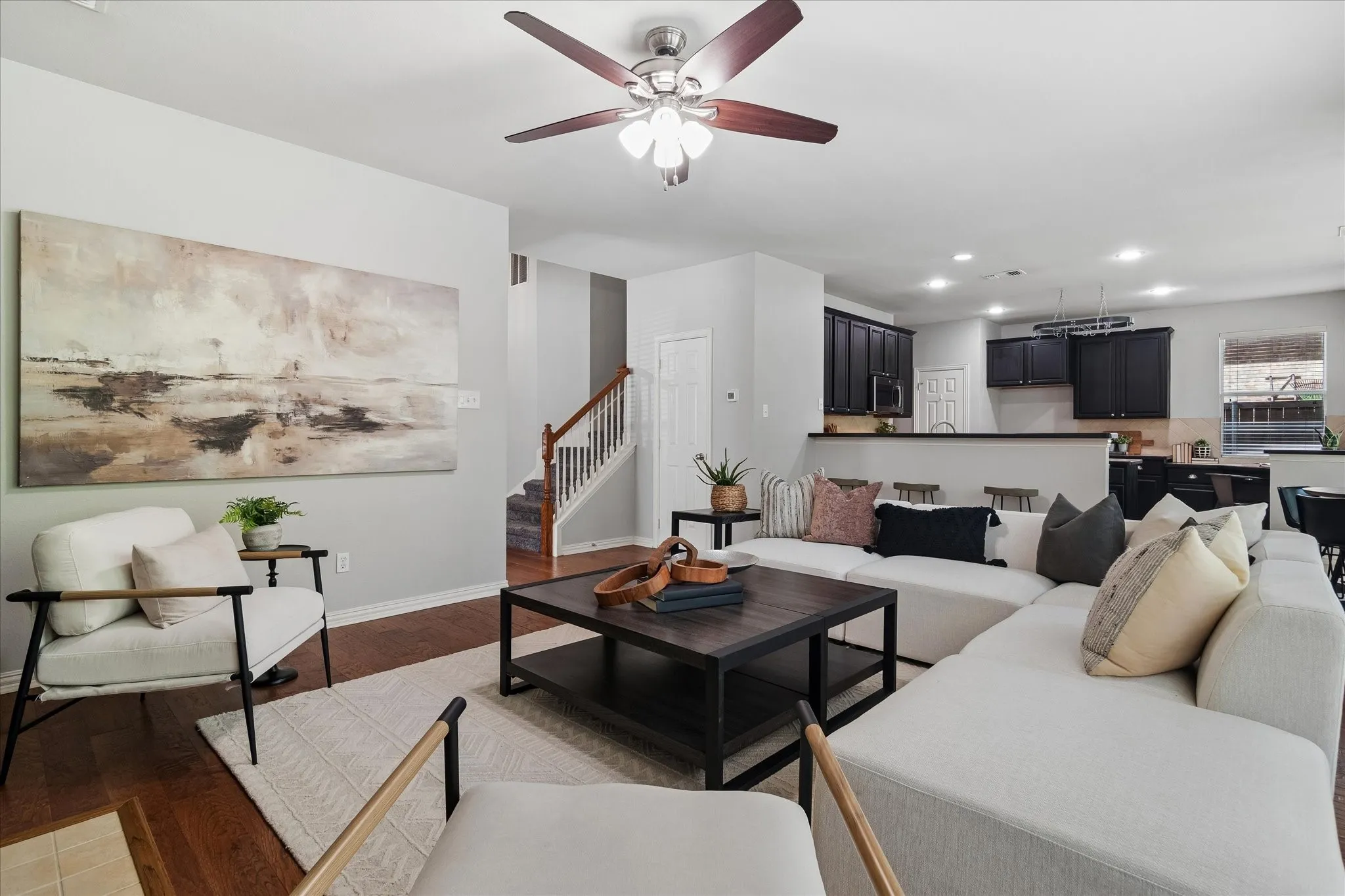 Single Family Residence For Sale in Collin County , 417 Rock Ridge Way, Mc Kinney, Texas 75072, 4 Bedroom, 4 Bathroom, 2 Garage spaces, 2,314 Sqft, built in 2001, mls#21398843, Real Estate Agent in Mc Kinney, Homes For Sale in Collin county, Homes For Sale in Mc Kinney, Realtor in Mc Kinney Texas, Real Estate Brokerage Independent Realty Texas, Luminita Cordes Realtor