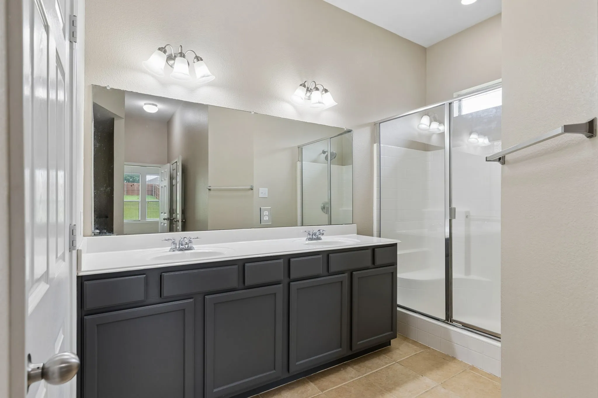 Single Family Residence For Rent in Collin County , 1209 Stone Lane, Celina, Texas 75009, 3 Bedroom, 2 Bathroom, 2 Garage spaces, 2,492 Sqft, built in 2004, mls#21398636, Real Estate Agent in Celina, Homes For Rent in Collin county, Homes For Rent in Celina, Realtor in Celina Texas, Real Estate Brokerage Independent Realty Texas, Luminita Cordes Realtor