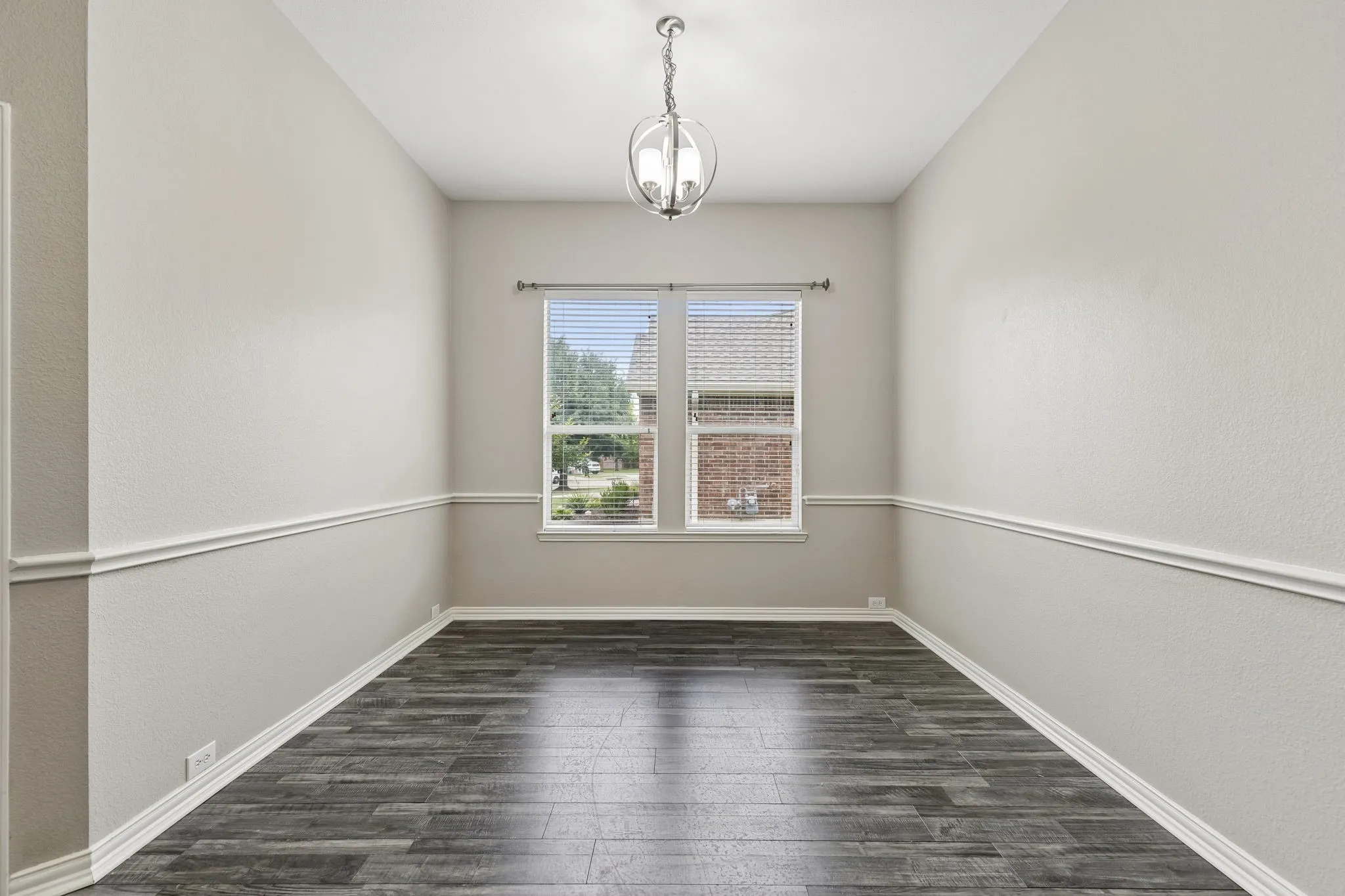 Single Family Residence For Rent in Collin County , 1209 Stone Lane, Celina, Texas 75009, 3 Bedroom, 2 Bathroom, 2 Garage spaces, 2,492 Sqft, built in 2004, mls#21398636, Real Estate Agent in Celina, Homes For Rent in Collin county, Homes For Rent in Celina, Realtor in Celina Texas, Real Estate Brokerage Independent Realty Texas, Luminita Cordes Realtor