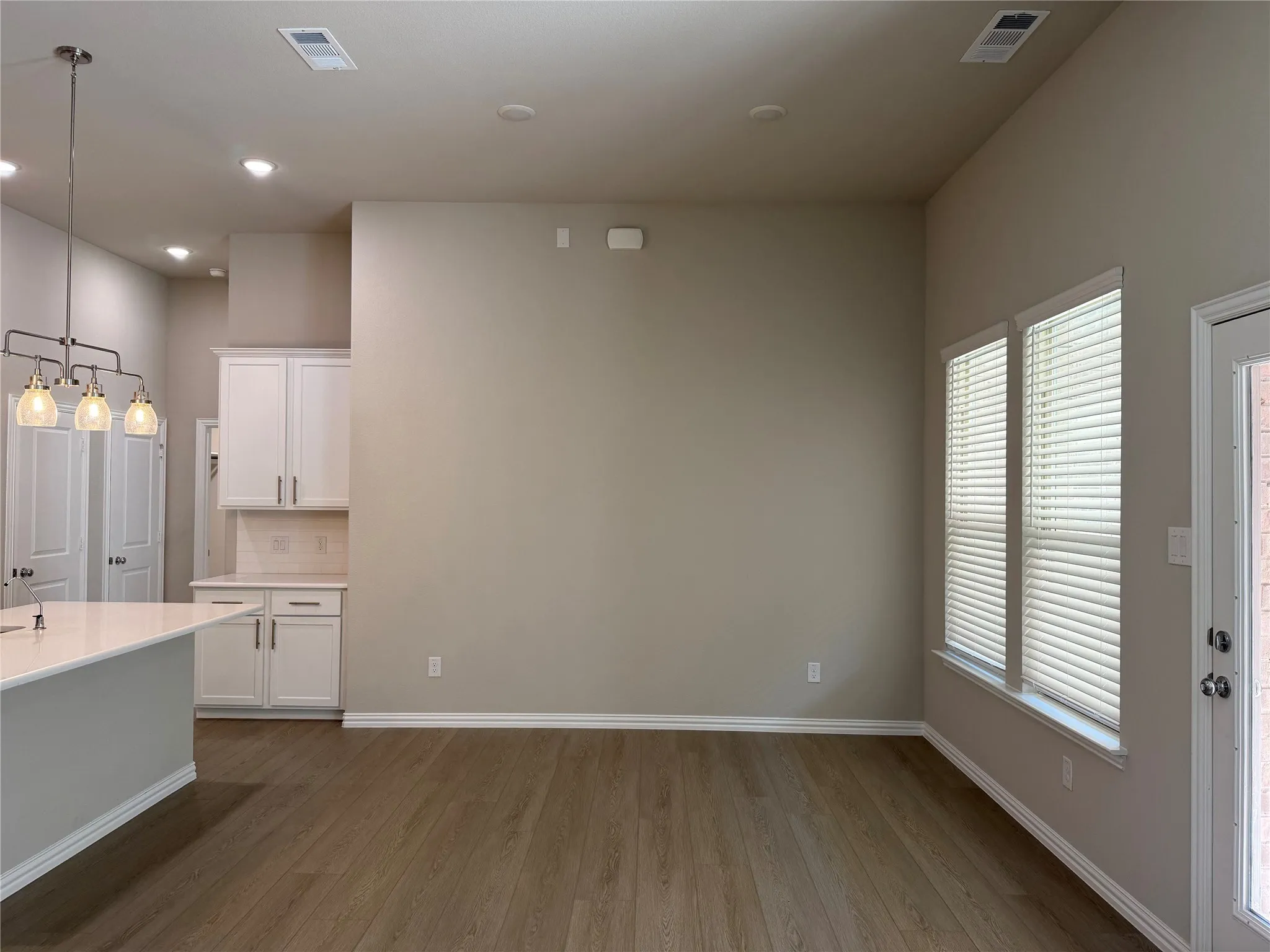 Single Family Residence For Rent in Tarrant County , 1037 Western Hills Drive, Crowley, Texas 76036, 3 Bedroom, 2 Bathroom, 2 Garage spaces, 1,845 Sqft, built in 2025, mls#21396774, Real Estate Agent in Crowley, Homes For Rent in Tarrant county, Homes For Rent in Crowley, Realtor in Crowley Texas, Real Estate Brokerage Independent Realty Texas, Luminita Cordes Realtor