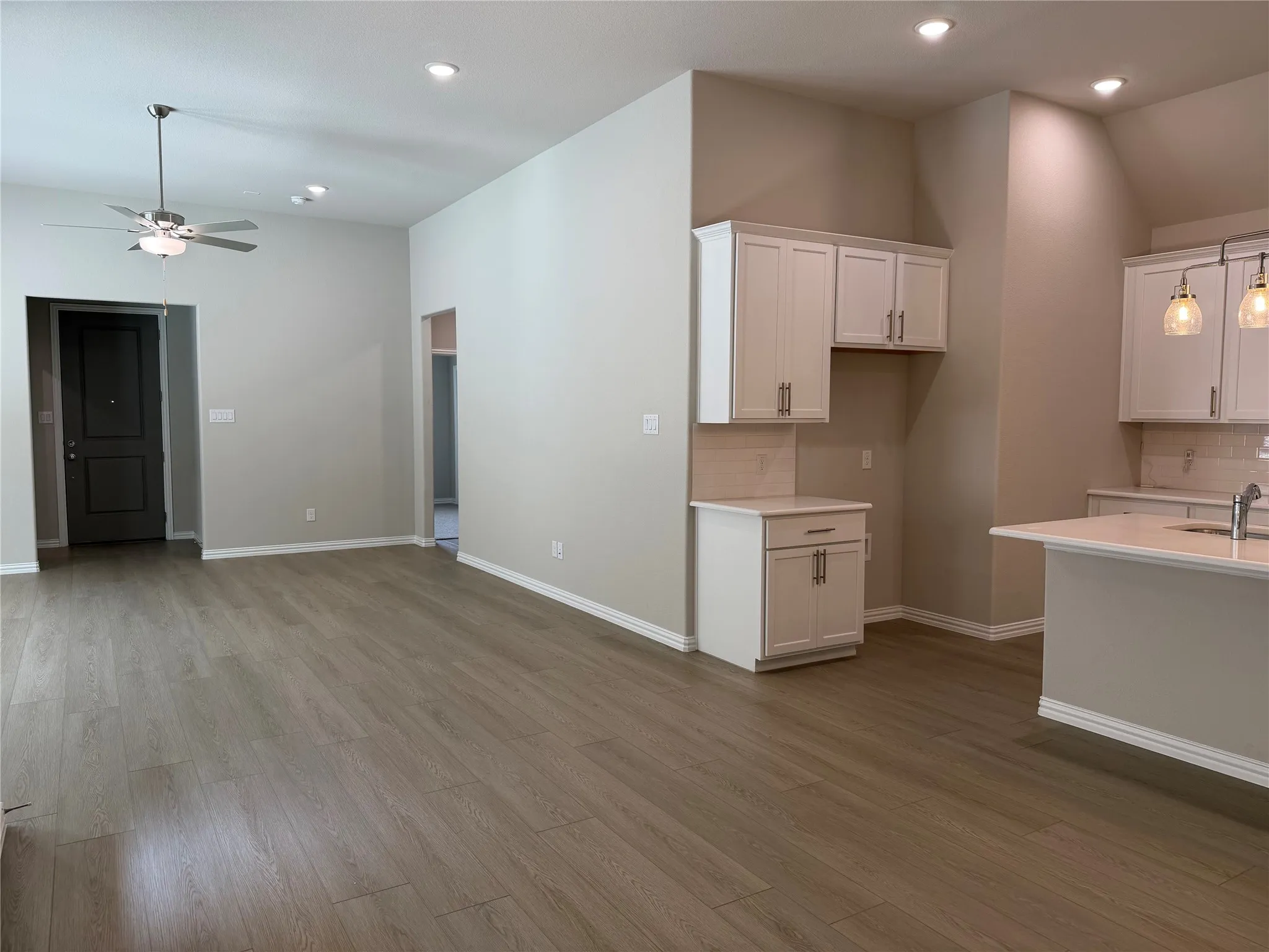 Single Family Residence For Rent in Tarrant County , 1037 Western Hills Drive, Crowley, Texas 76036, 3 Bedroom, 2 Bathroom, 2 Garage spaces, 1,845 Sqft, built in 2025, mls#21396774, Real Estate Agent in Crowley, Homes For Rent in Tarrant county, Homes For Rent in Crowley, Realtor in Crowley Texas, Real Estate Brokerage Independent Realty Texas, Luminita Cordes Realtor