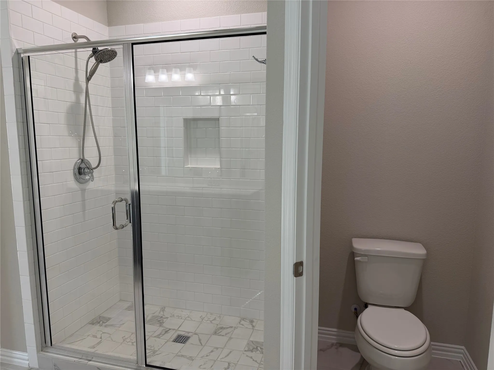 Single Family Residence For Rent in Tarrant County , 1037 Western Hills Drive, Crowley, Texas 76036, 3 Bedroom, 2 Bathroom, 2 Garage spaces, 1,845 Sqft, built in 2025, mls#21396774, Real Estate Agent in Crowley, Homes For Rent in Tarrant county, Homes For Rent in Crowley, Realtor in Crowley Texas, Real Estate Brokerage Independent Realty Texas, Luminita Cordes Realtor