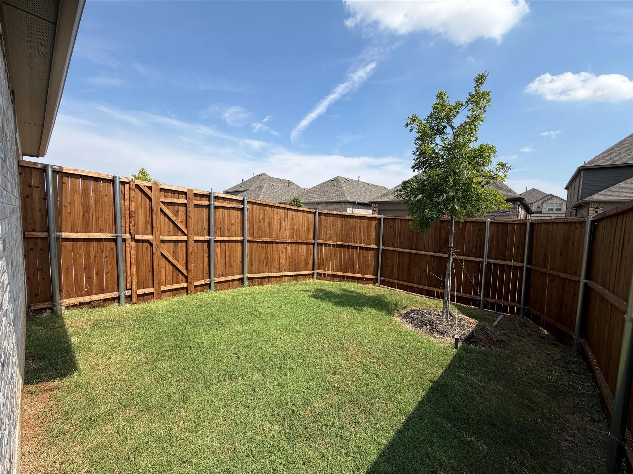 Single Family Residence For Rent in Tarrant County , 1037 Western Hills Drive, Crowley, Texas 76036, 3 Bedroom, 2 Bathroom, 2 Garage spaces, 1,845 Sqft, built in 2025, mls#21396774, Real Estate Agent in Crowley, Homes For Rent in Tarrant county, Homes For Rent in Crowley, Realtor in Crowley Texas, Real Estate Brokerage Independent Realty Texas, Luminita Cordes Realtor