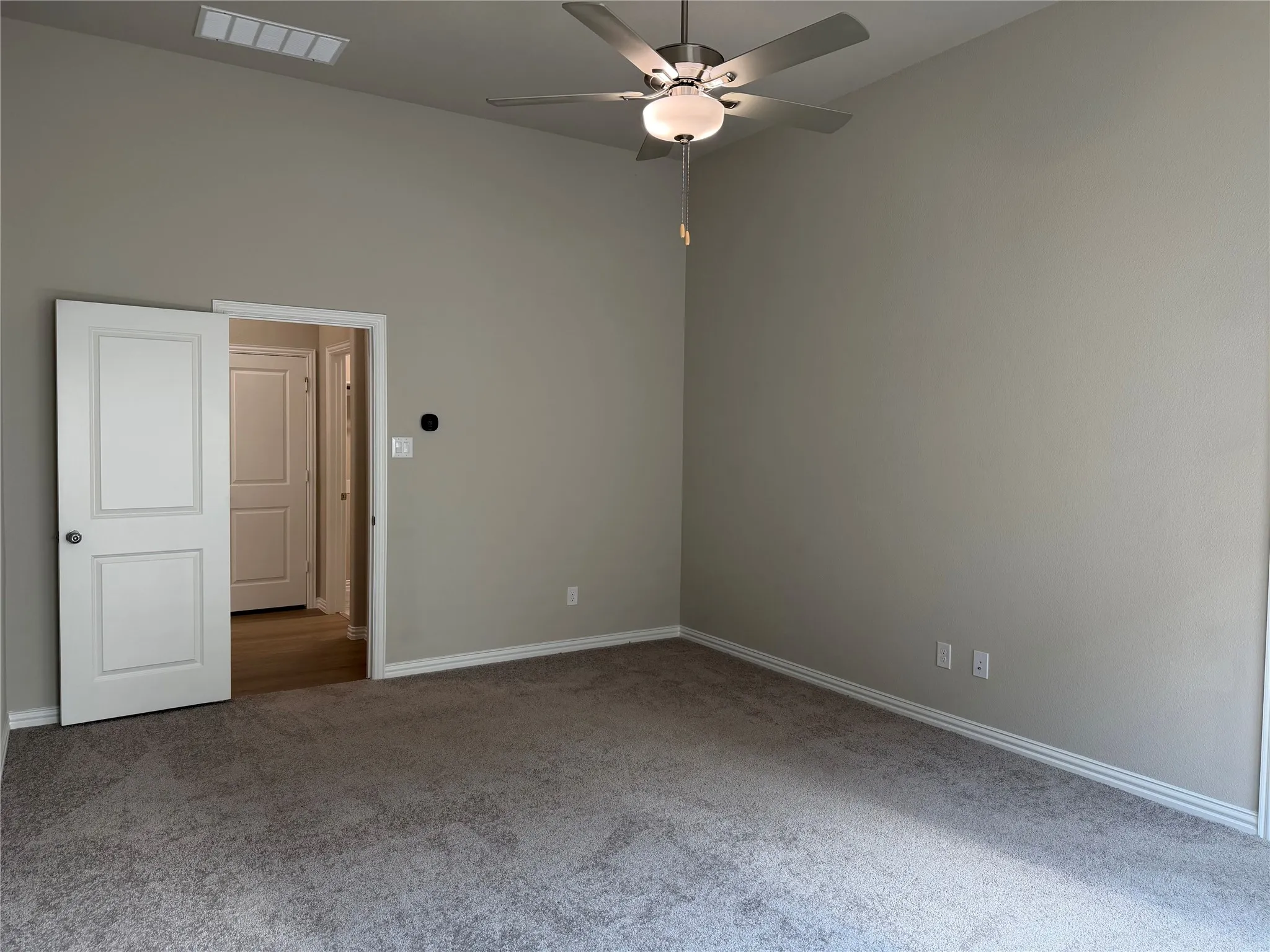 Single Family Residence For Rent in Tarrant County , 1037 Western Hills Drive, Crowley, Texas 76036, 3 Bedroom, 2 Bathroom, 2 Garage spaces, 1,845 Sqft, built in 2025, mls#21396774, Real Estate Agent in Crowley, Homes For Rent in Tarrant county, Homes For Rent in Crowley, Realtor in Crowley Texas, Real Estate Brokerage Independent Realty Texas, Luminita Cordes Realtor