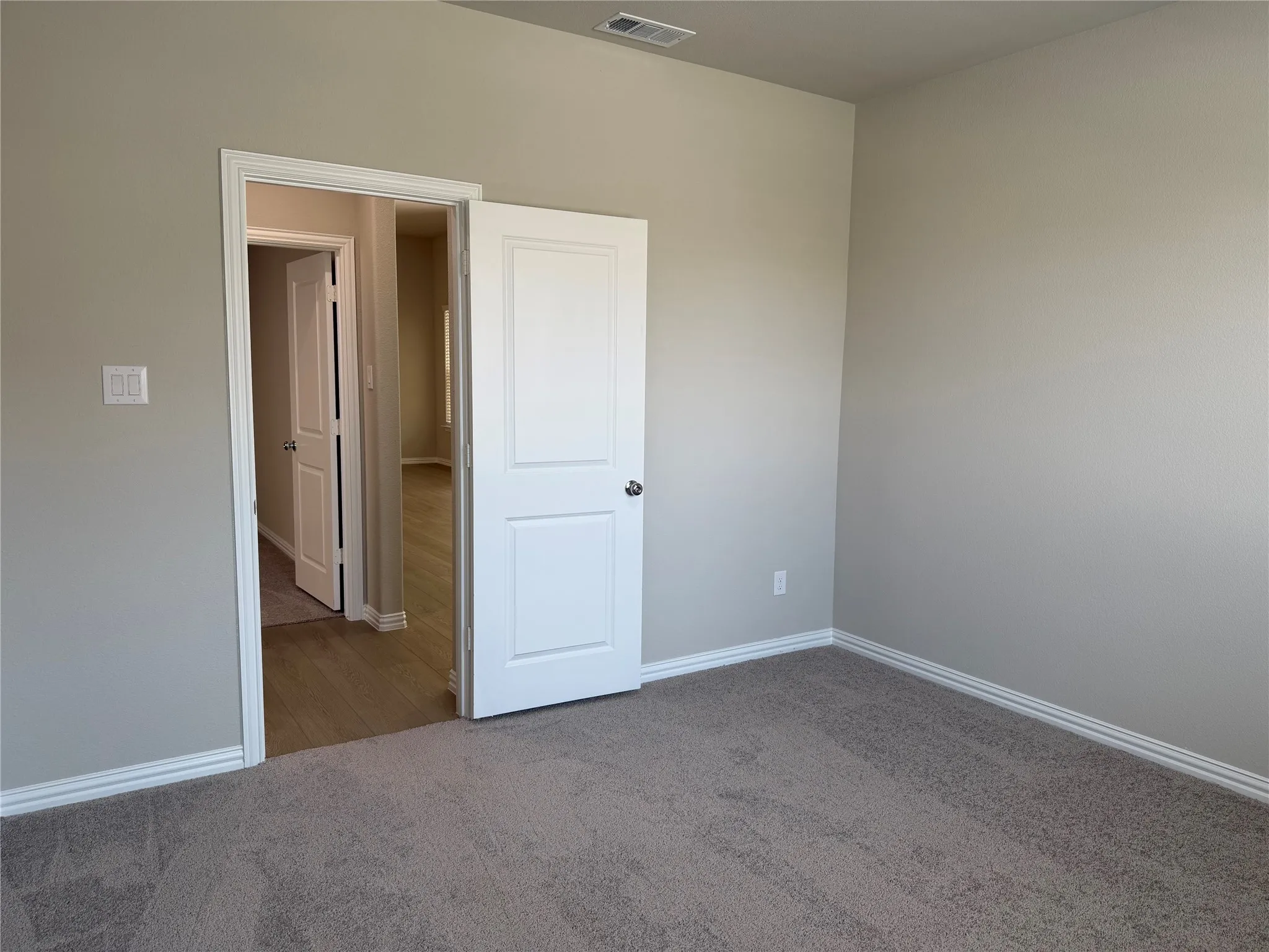 Single Family Residence For Rent in Tarrant County , 1037 Western Hills Drive, Crowley, Texas 76036, 3 Bedroom, 2 Bathroom, 2 Garage spaces, 1,845 Sqft, built in 2025, mls#21396774, Real Estate Agent in Crowley, Homes For Rent in Tarrant county, Homes For Rent in Crowley, Realtor in Crowley Texas, Real Estate Brokerage Independent Realty Texas, Luminita Cordes Realtor