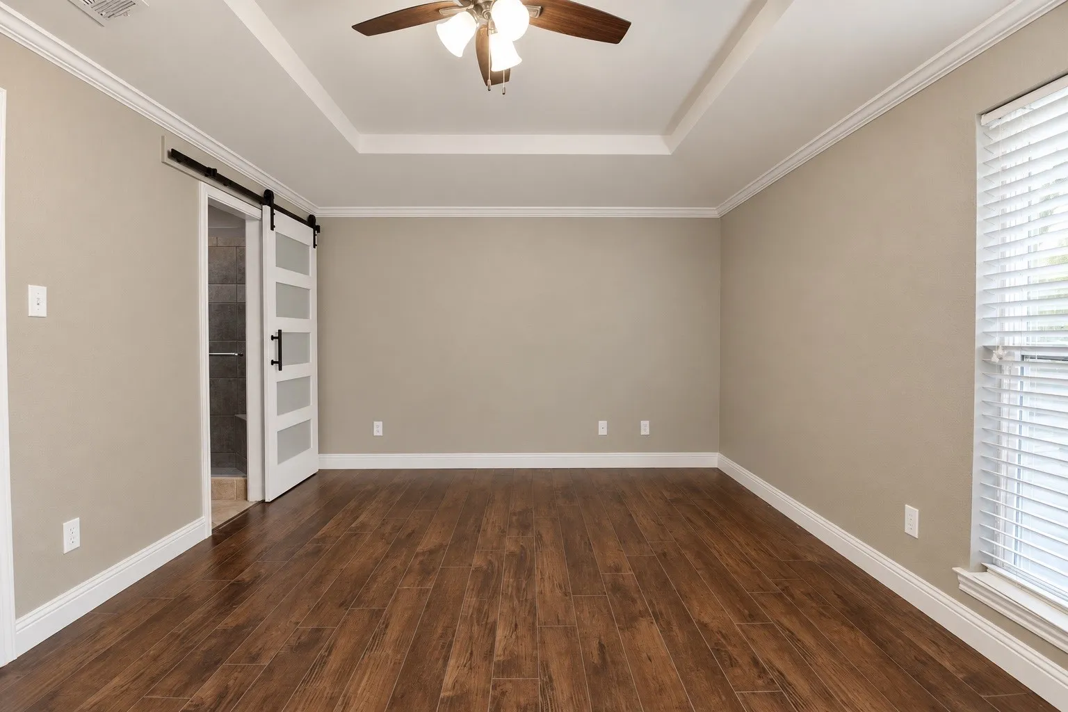 Single Family Residence For Rent in Tarrant County , 4916 Canberra Lane, Arlington, Texas 76017, 3 Bedroom, 2 Bathroom, 2 Garage spaces, 1,506 Sqft, built in 1986, mls#21398847, Real Estate Agent in Arlington, Homes For Rent in Tarrant county, Homes For Rent in Arlington, Realtor in Arlington Texas, Real Estate Brokerage Independent Realty Texas, Luminita Cordes Realtor