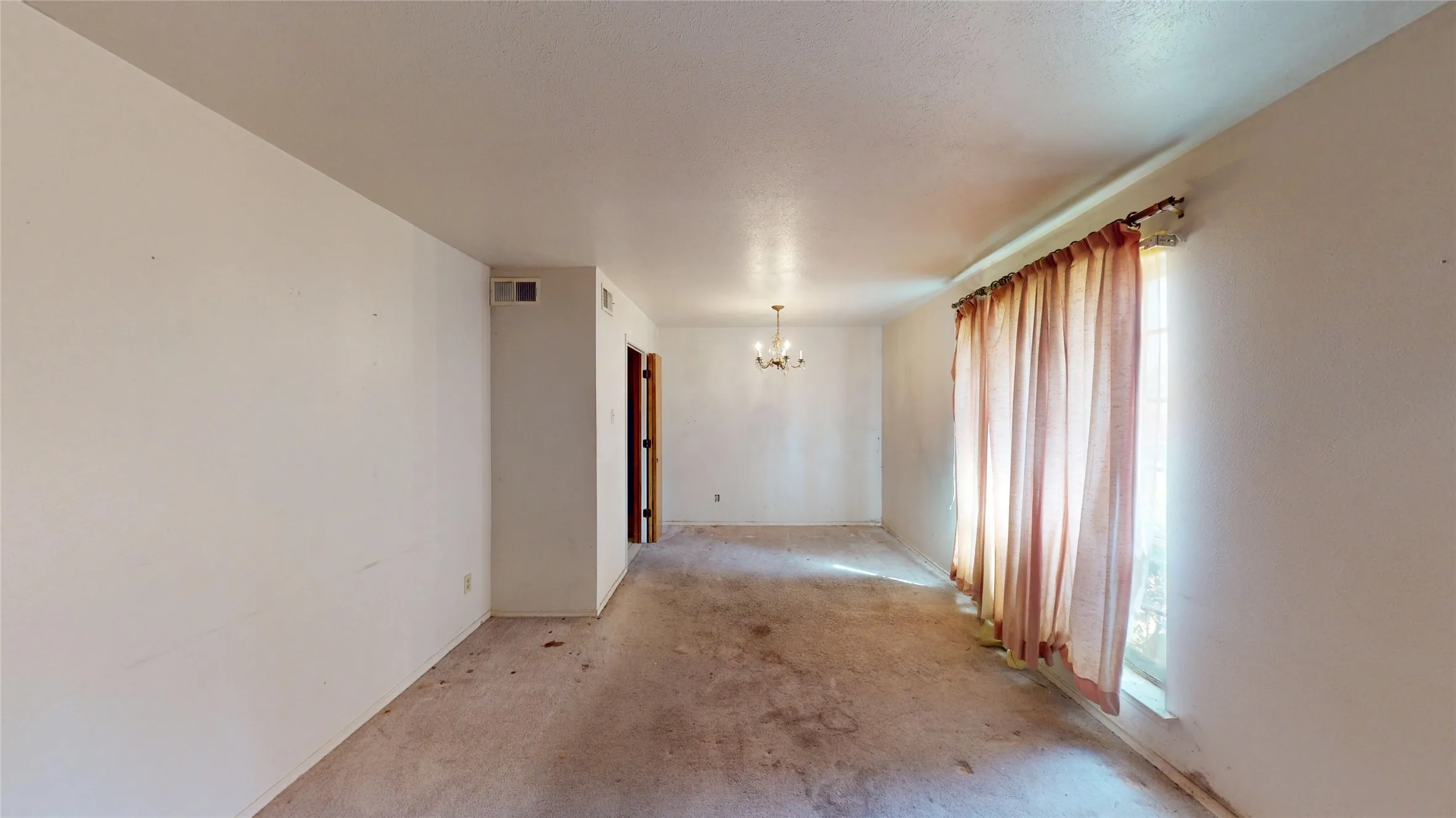 Single Family Residence For Sale in Dallas County , 1453 Brook Valley Place, Dallas, Texas 75232, 3 Bedroom, 2 Bathroom, 2 Garage spaces, 1,572 Sqft, built in 1964, mls#21398810, Real Estate Agent in Dallas, Homes For Sale in Dallas county, Homes For Sale in Dallas, Realtor in Dallas Texas, Real Estate Brokerage Independent Realty Texas, Luminita Cordes Realtor