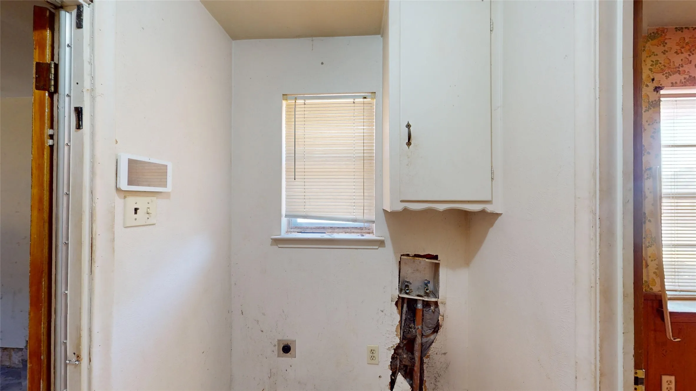 Single Family Residence For Sale in Dallas County , 1453 Brook Valley Place, Dallas, Texas 75232, 3 Bedroom, 2 Bathroom, 2 Garage spaces, 1,572 Sqft, built in 1964, mls#21398810, Real Estate Agent in Dallas, Homes For Sale in Dallas county, Homes For Sale in Dallas, Realtor in Dallas Texas, Real Estate Brokerage Independent Realty Texas, Luminita Cordes Realtor