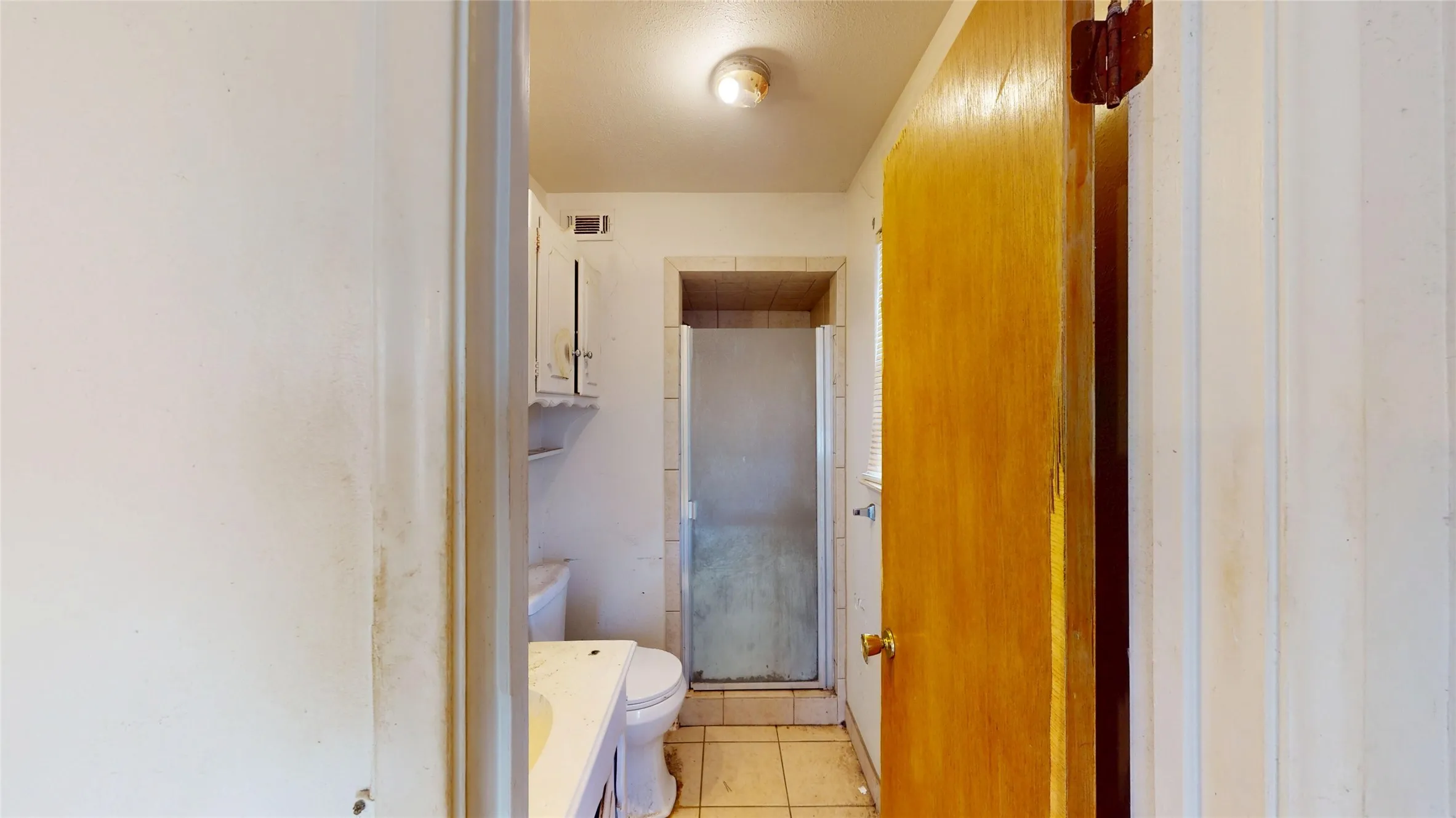 Single Family Residence For Sale in Dallas County , 1453 Brook Valley Place, Dallas, Texas 75232, 3 Bedroom, 2 Bathroom, 2 Garage spaces, 1,572 Sqft, built in 1964, mls#21398810, Real Estate Agent in Dallas, Homes For Sale in Dallas county, Homes For Sale in Dallas, Realtor in Dallas Texas, Real Estate Brokerage Independent Realty Texas, Luminita Cordes Realtor