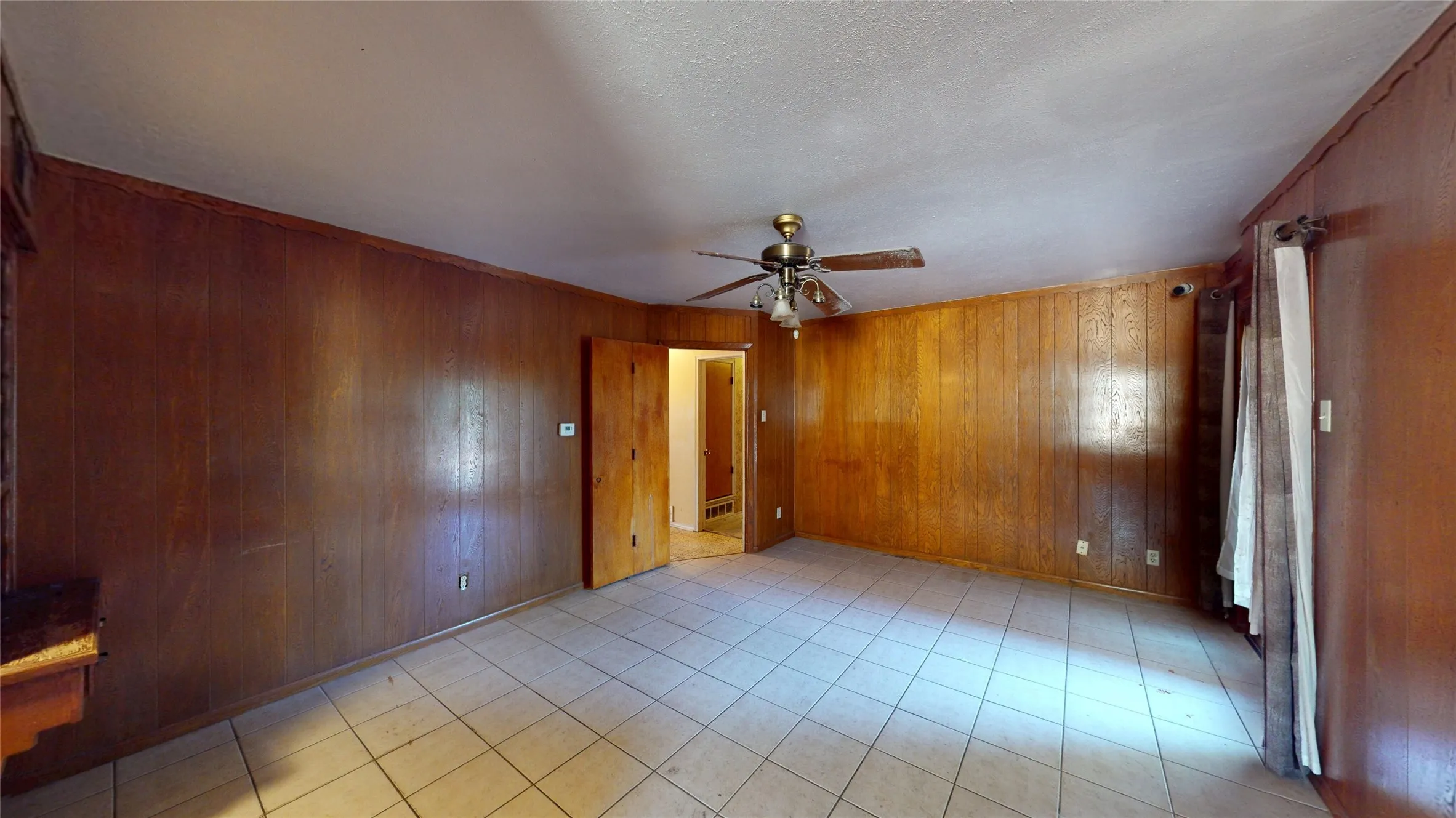 Single Family Residence For Sale in Dallas County , 1453 Brook Valley Place, Dallas, Texas 75232, 3 Bedroom, 2 Bathroom, 2 Garage spaces, 1,572 Sqft, built in 1964, mls#21398810, Real Estate Agent in Dallas, Homes For Sale in Dallas county, Homes For Sale in Dallas, Realtor in Dallas Texas, Real Estate Brokerage Independent Realty Texas, Luminita Cordes Realtor