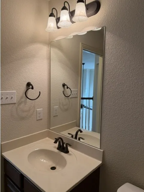 Townhouse For Sale in Tarrant County , 6828 Pascal Way, Fort Worth, Texas 76137, 2 Bedroom, 3 Bathroom, 2 Garage spaces, 1,388 Sqft, built in 2015, mls#21397984, Real Estate Agent in Fort Worth, Homes For Sale in Tarrant county, Homes For Sale in Fort Worth, Realtor in Fort Worth Texas, Real Estate Brokerage Independent Realty Texas, Luminita Cordes Realtor