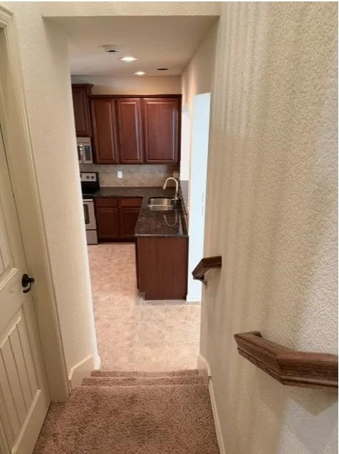 Townhouse For Sale in Tarrant County , 6828 Pascal Way, Fort Worth, Texas 76137, 2 Bedroom, 3 Bathroom, 2 Garage spaces, 1,388 Sqft, built in 2015, mls#21397984, Real Estate Agent in Fort Worth, Homes For Sale in Tarrant county, Homes For Sale in Fort Worth, Realtor in Fort Worth Texas, Real Estate Brokerage Independent Realty Texas, Luminita Cordes Realtor