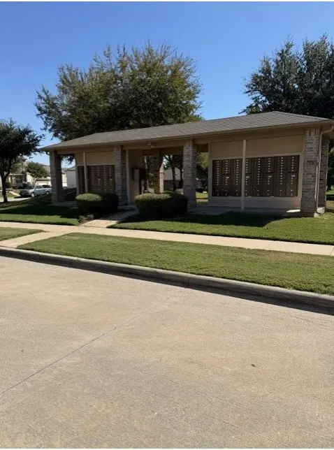 Townhouse For Sale in Tarrant County , 6828 Pascal Way, Fort Worth, Texas 76137, 2 Bedroom, 3 Bathroom, 2 Garage spaces, 1,388 Sqft, built in 2015, mls#21397984, Real Estate Agent in Fort Worth, Homes For Sale in Tarrant county, Homes For Sale in Fort Worth, Realtor in Fort Worth Texas, Real Estate Brokerage Independent Realty Texas, Luminita Cordes Realtor