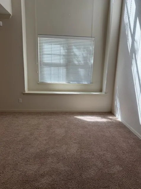 Townhouse For Sale in Tarrant County , 6828 Pascal Way, Fort Worth, Texas 76137, 2 Bedroom, 3 Bathroom, 2 Garage spaces, 1,388 Sqft, built in 2015, mls#21397984, Real Estate Agent in Fort Worth, Homes For Sale in Tarrant county, Homes For Sale in Fort Worth, Realtor in Fort Worth Texas, Real Estate Brokerage Independent Realty Texas, Luminita Cordes Realtor