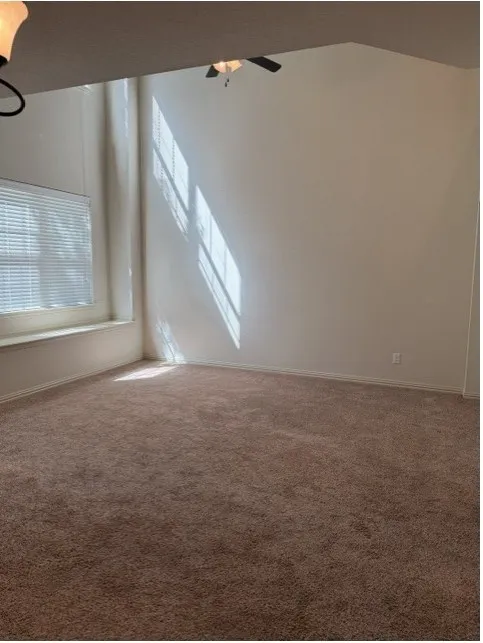 Townhouse For Sale in Tarrant County , 6828 Pascal Way, Fort Worth, Texas 76137, 2 Bedroom, 3 Bathroom, 2 Garage spaces, 1,388 Sqft, built in 2015, mls#21397984, Real Estate Agent in Fort Worth, Homes For Sale in Tarrant county, Homes For Sale in Fort Worth, Realtor in Fort Worth Texas, Real Estate Brokerage Independent Realty Texas, Luminita Cordes Realtor