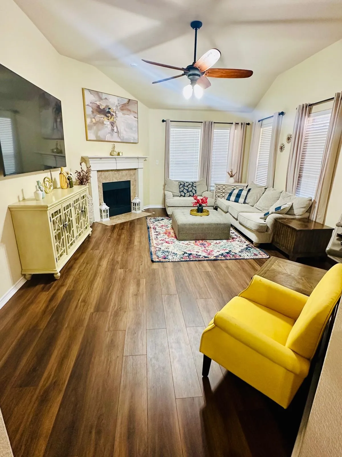 Single Family Residence For Rent in Collin County , 717 Beau Drive, Wylie, Texas 75098, 3 Bedroom, 2 Bathroom, 2 Garage spaces, 2,042 Sqft, built in 2008, mls#21395348, Real Estate Agent in Wylie, Homes For Rent in Collin county, Homes For Rent in Wylie, Realtor in Wylie Texas, Real Estate Brokerage Independent Realty Texas, Luminita Cordes Realtor