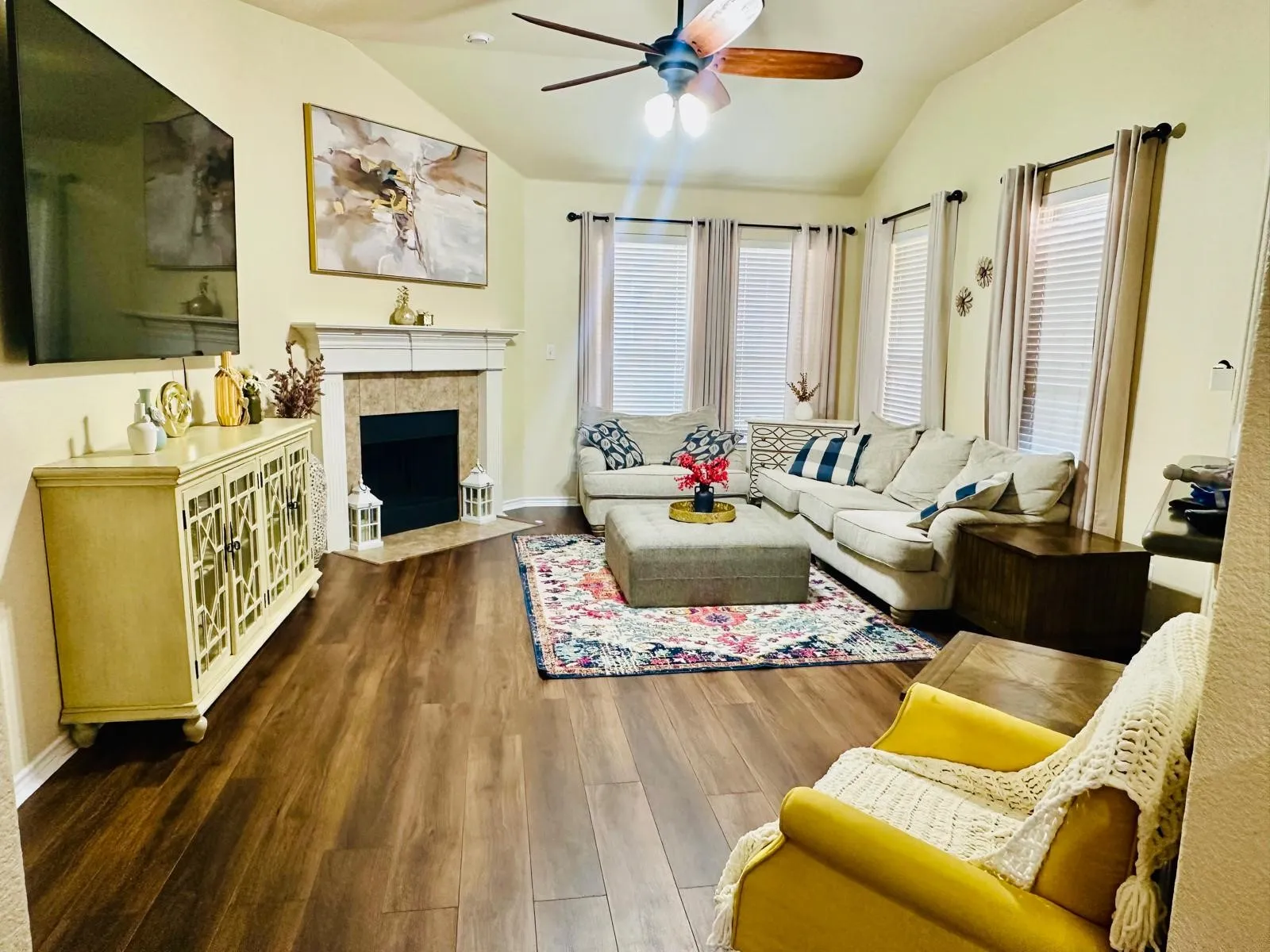 Single Family Residence For Rent in Collin County , 717 Beau Drive, Wylie, Texas 75098, 3 Bedroom, 2 Bathroom, 2 Garage spaces, 2,042 Sqft, built in 2008, mls#21395348, Real Estate Agent in Wylie, Homes For Rent in Collin county, Homes For Rent in Wylie, Realtor in Wylie Texas, Real Estate Brokerage Independent Realty Texas, Luminita Cordes Realtor