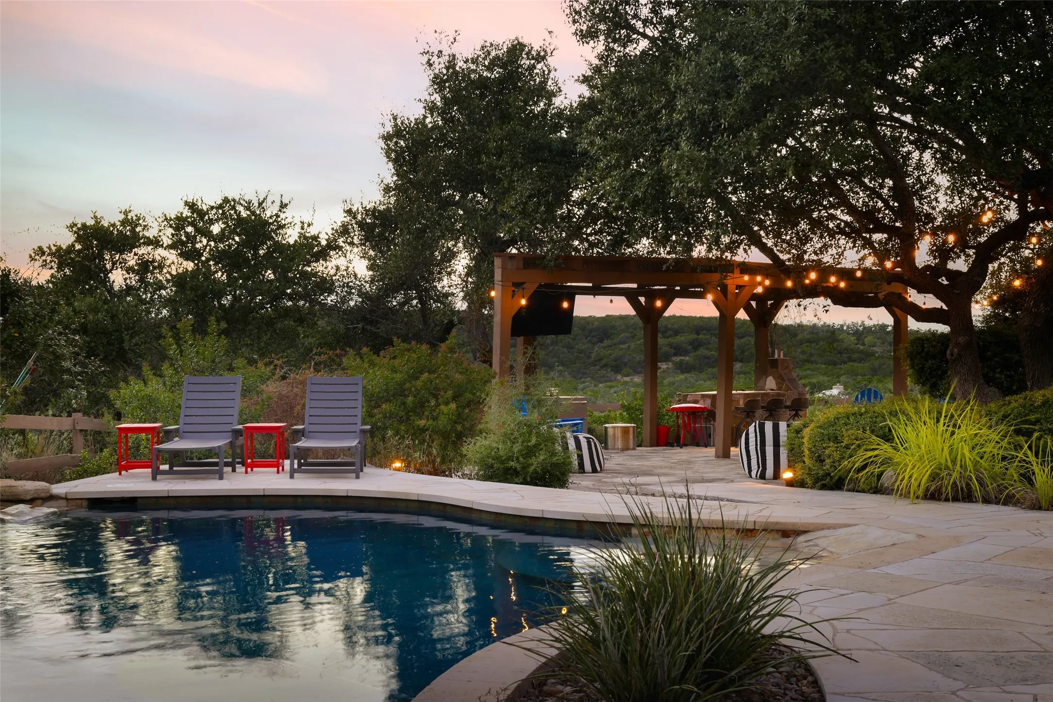 Single Family Residence For Sale in Hays County , 8075 Mount Sharp Road, Wimberley, Texas 78676, 4 Bedroom, 4 Bathroom, Garage spaces, 3,760 Sqft, built in 2002, mls#21398710, Real Estate Agent in Wimberley, Homes For Sale in Hays county, Homes For Sale in Wimberley, Realtor in Wimberley Texas, Real Estate Brokerage Independent Realty Texas, Luminita Cordes Realtor