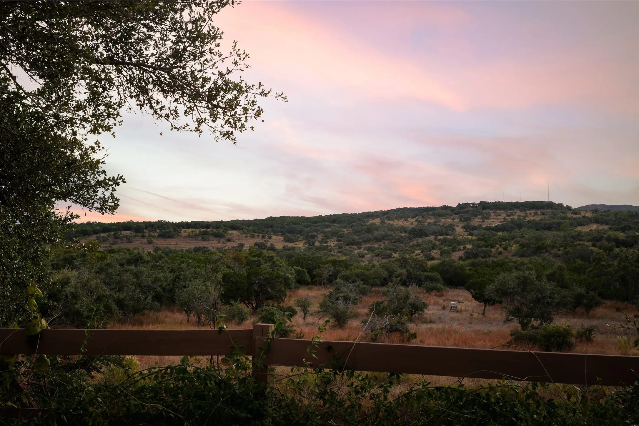 Single Family Residence For Sale in Hays County , 8075 Mount Sharp Road, Wimberley, Texas 78676, 4 Bedroom, 4 Bathroom, Garage spaces, 3,760 Sqft, built in 2002, mls#21398710, Real Estate Agent in Wimberley, Homes For Sale in Hays county, Homes For Sale in Wimberley, Realtor in Wimberley Texas, Real Estate Brokerage Independent Realty Texas, Luminita Cordes Realtor