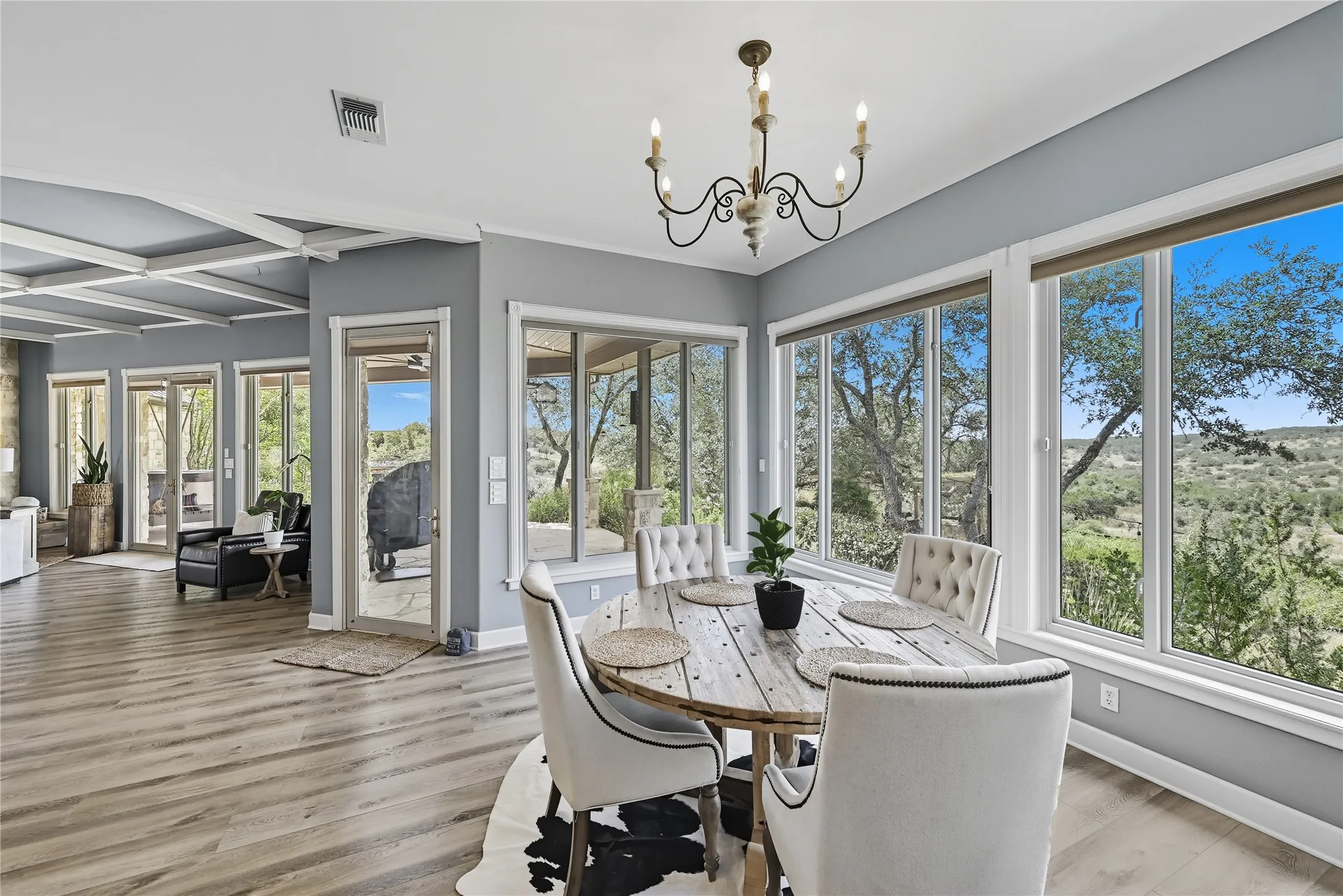 Single Family Residence For Sale in Hays County , 8075 Mount Sharp Road, Wimberley, Texas 78676, 4 Bedroom, 4 Bathroom, Garage spaces, 3,760 Sqft, built in 2002, mls#21398710, Real Estate Agent in Wimberley, Homes For Sale in Hays county, Homes For Sale in Wimberley, Realtor in Wimberley Texas, Real Estate Brokerage Independent Realty Texas, Luminita Cordes Realtor