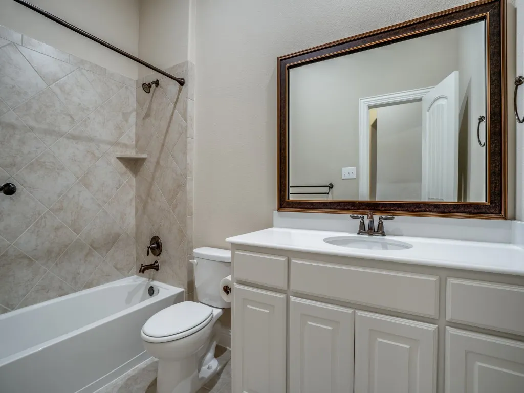 Upstairs Bathroom