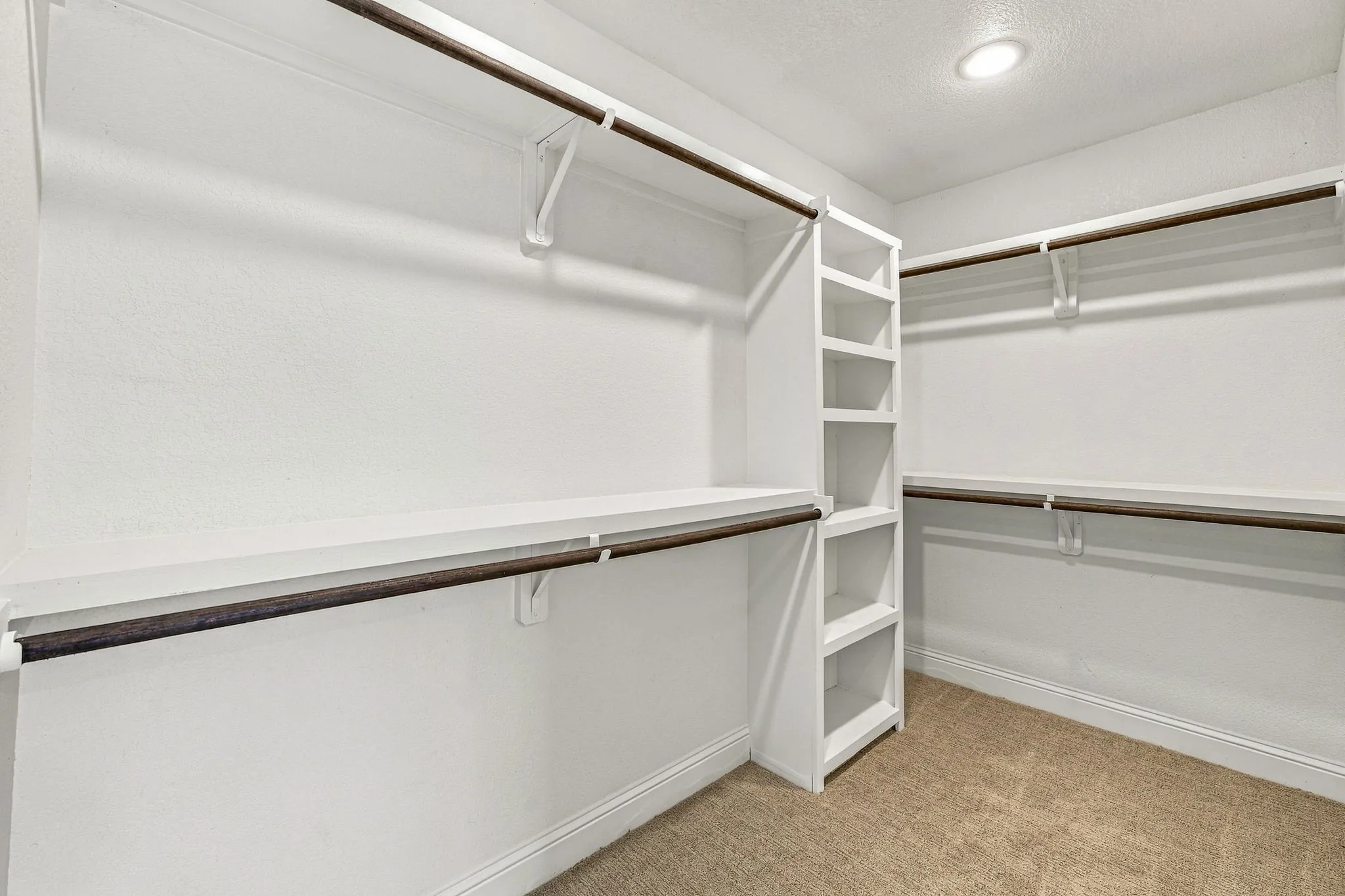 Single Family Residence For Sale in Johnson County , 9313 Apache Trail, Rio Vista, Texas 76093, 3 Bedroom, 3 Bathroom, 2 Garage spaces, 1,615 Sqft, built in 2019, mls#21398521, Real Estate Agent in Rio Vista, Homes For Sale in Johnson county, Homes For Sale in Rio Vista, Realtor in Rio Vista Texas, Real Estate Brokerage Independent Realty Texas, Luminita Cordes Realtor