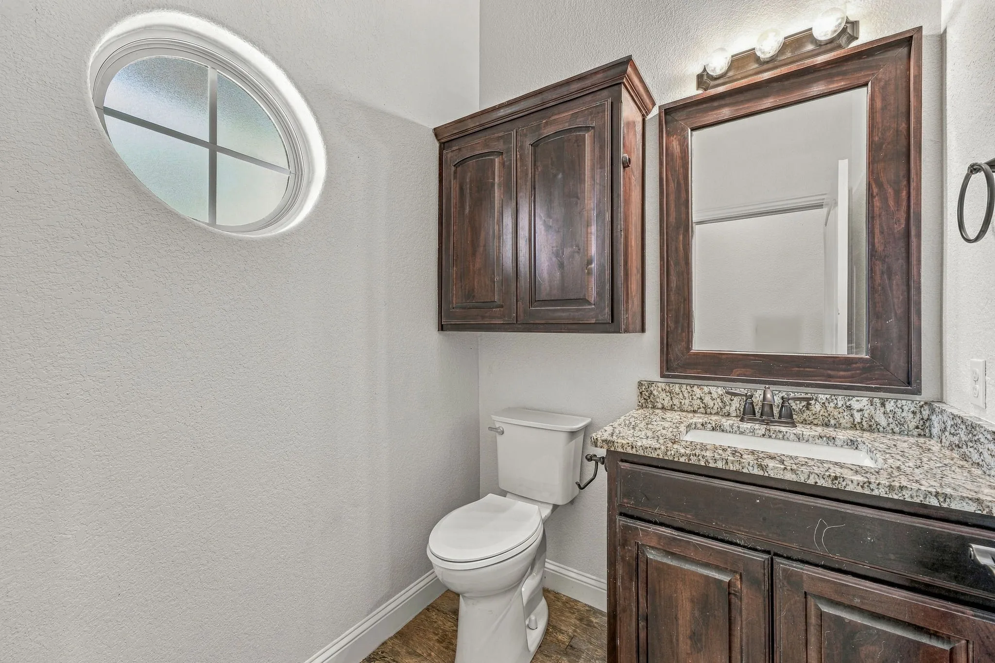Single Family Residence For Sale in Johnson County , 9313 Apache Trail, Rio Vista, Texas 76093, 3 Bedroom, 3 Bathroom, 2 Garage spaces, 1,615 Sqft, built in 2019, mls#21398521, Real Estate Agent in Rio Vista, Homes For Sale in Johnson county, Homes For Sale in Rio Vista, Realtor in Rio Vista Texas, Real Estate Brokerage Independent Realty Texas, Luminita Cordes Realtor