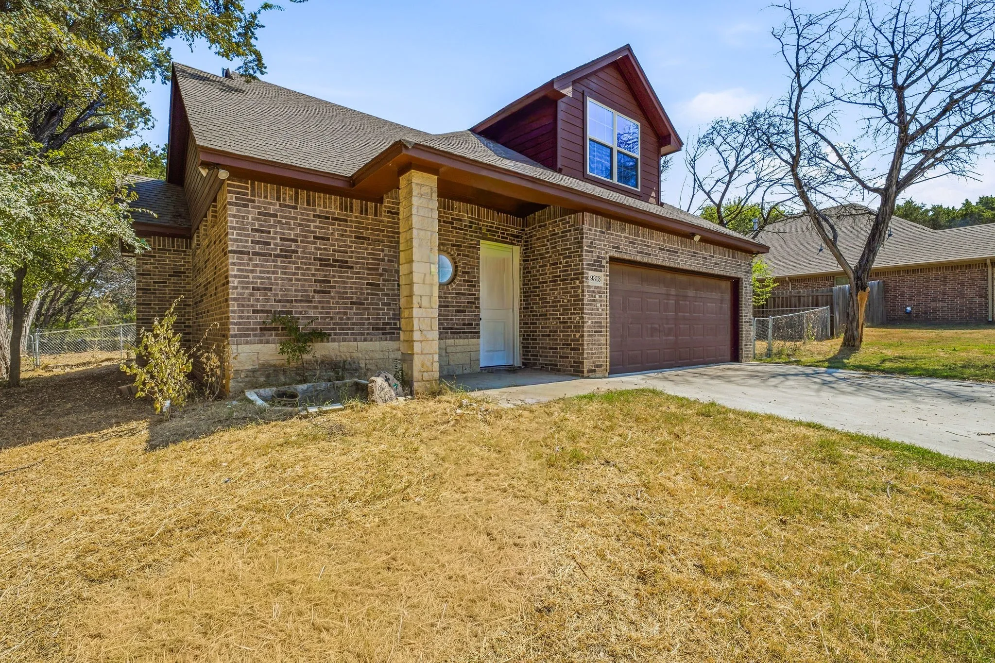 Single Family Residence For Sale in Johnson County , 9313 Apache Trail, Rio Vista, Texas 76093, 3 Bedroom, 3 Bathroom, 2 Garage spaces, 1,615 Sqft, built in 2019, mls#21398521, Real Estate Agent in Rio Vista, Homes For Sale in Johnson county, Homes For Sale in Rio Vista, Realtor in Rio Vista Texas, Real Estate Brokerage Independent Realty Texas, Luminita Cordes Realtor