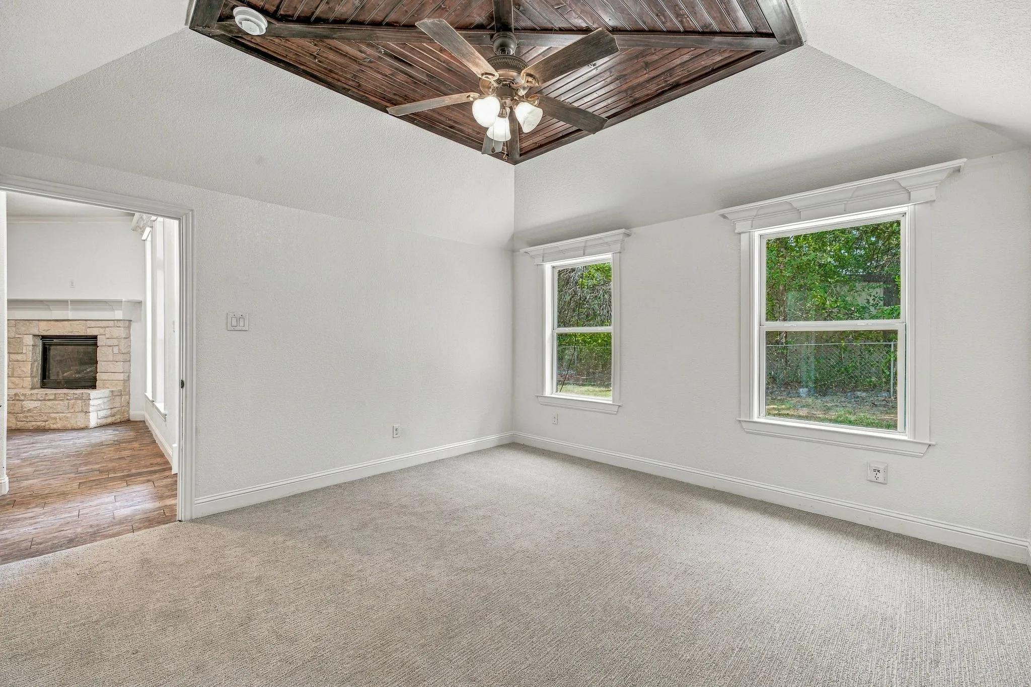 Single Family Residence For Sale in Johnson County , 9313 Apache Trail, Rio Vista, Texas 76093, 3 Bedroom, 3 Bathroom, 2 Garage spaces, 1,615 Sqft, built in 2019, mls#21398521, Real Estate Agent in Rio Vista, Homes For Sale in Johnson county, Homes For Sale in Rio Vista, Realtor in Rio Vista Texas, Real Estate Brokerage Independent Realty Texas, Luminita Cordes Realtor