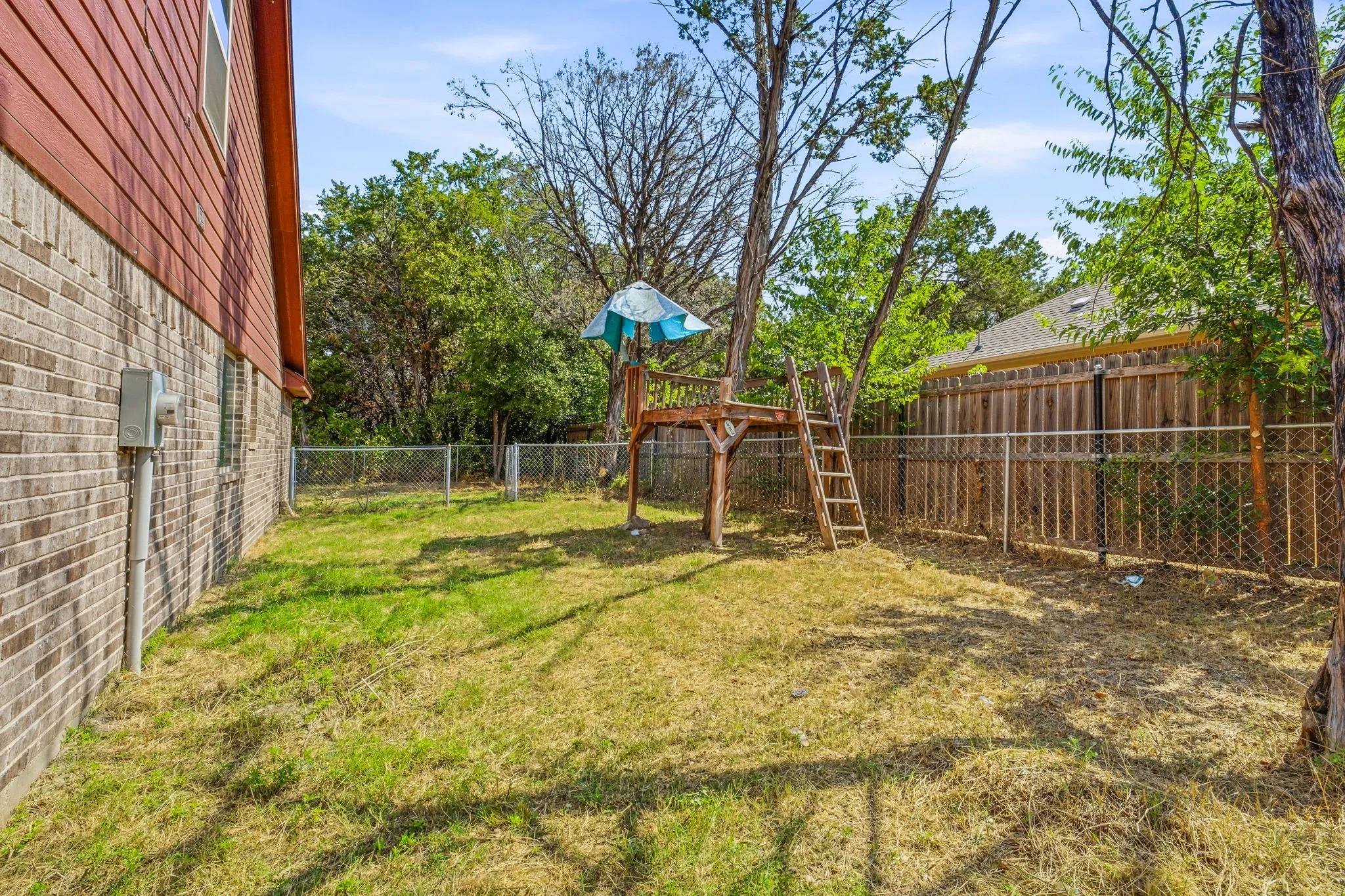 Single Family Residence For Sale in Johnson County , 9313 Apache Trail, Rio Vista, Texas 76093, 3 Bedroom, 3 Bathroom, 2 Garage spaces, 1,615 Sqft, built in 2019, mls#21398521, Real Estate Agent in Rio Vista, Homes For Sale in Johnson county, Homes For Sale in Rio Vista, Realtor in Rio Vista Texas, Real Estate Brokerage Independent Realty Texas, Luminita Cordes Realtor