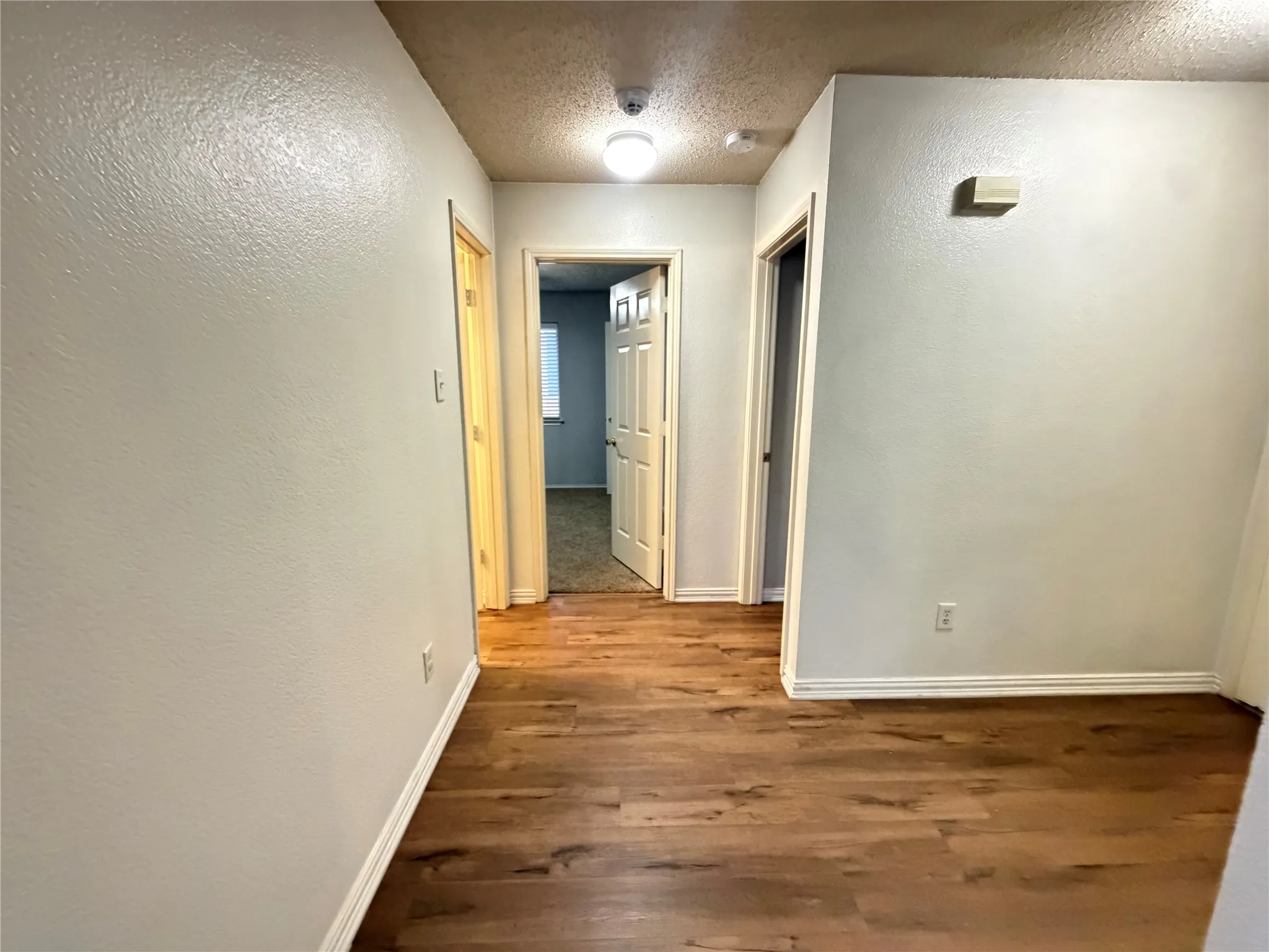 Single Family Residence For Rent in Kaufman County , 1131 Singletree Drive, Forney, Texas 75126, 3 Bedroom, 2 Bathroom, 2 Garage spaces, 1,612 Sqft, built in 2002, mls#21397384, Real Estate Agent in Forney, Homes For Rent in Kaufman county, Homes For Rent in Forney, Realtor in Forney Texas, Real Estate Brokerage Independent Realty Texas, Luminita Cordes Realtor