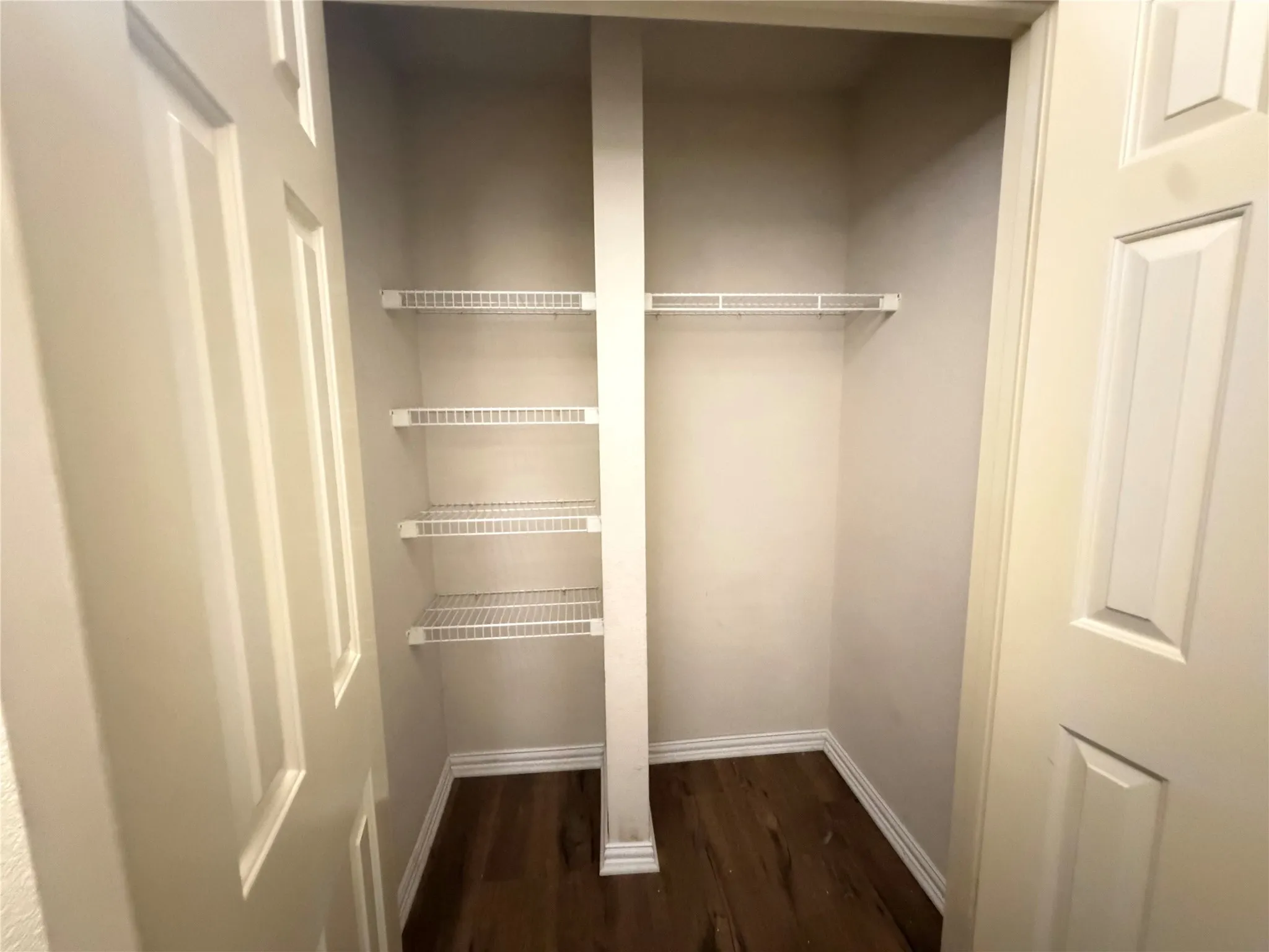 Single Family Residence For Rent in Kaufman County , 1131 Singletree Drive, Forney, Texas 75126, 3 Bedroom, 2 Bathroom, 2 Garage spaces, 1,612 Sqft, built in 2002, mls#21397384, Real Estate Agent in Forney, Homes For Rent in Kaufman county, Homes For Rent in Forney, Realtor in Forney Texas, Real Estate Brokerage Independent Realty Texas, Luminita Cordes Realtor