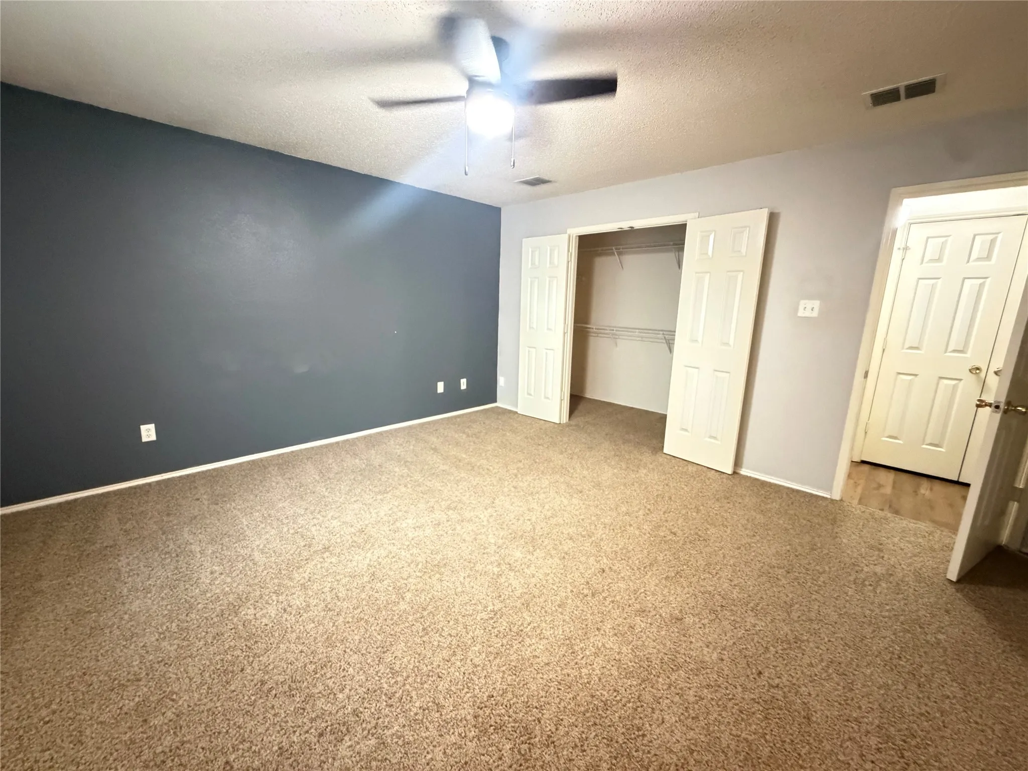 Single Family Residence For Rent in Kaufman County , 1131 Singletree Drive, Forney, Texas 75126, 3 Bedroom, 2 Bathroom, 2 Garage spaces, 1,612 Sqft, built in 2002, mls#21397384, Real Estate Agent in Forney, Homes For Rent in Kaufman county, Homes For Rent in Forney, Realtor in Forney Texas, Real Estate Brokerage Independent Realty Texas, Luminita Cordes Realtor