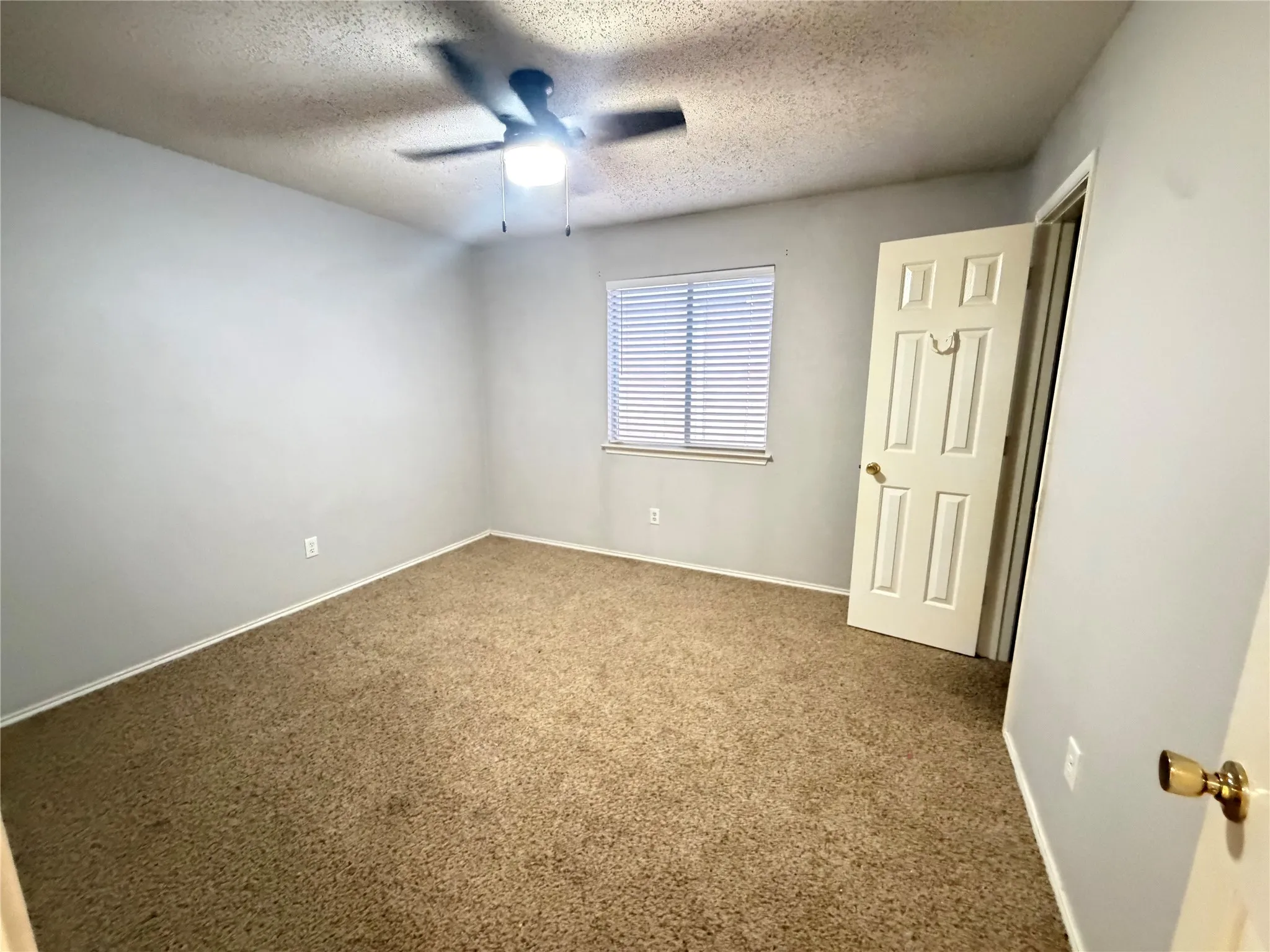 Single Family Residence For Rent in Kaufman County , 1131 Singletree Drive, Forney, Texas 75126, 3 Bedroom, 2 Bathroom, 2 Garage spaces, 1,612 Sqft, built in 2002, mls#21397384, Real Estate Agent in Forney, Homes For Rent in Kaufman county, Homes For Rent in Forney, Realtor in Forney Texas, Real Estate Brokerage Independent Realty Texas, Luminita Cordes Realtor