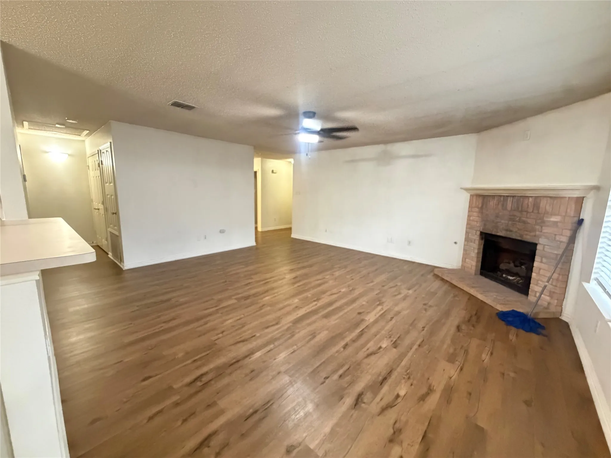 Single Family Residence For Rent in Kaufman County , 1131 Singletree Drive, Forney, Texas 75126, 3 Bedroom, 2 Bathroom, 2 Garage spaces, 1,612 Sqft, built in 2002, mls#21397384, Real Estate Agent in Forney, Homes For Rent in Kaufman county, Homes For Rent in Forney, Realtor in Forney Texas, Real Estate Brokerage Independent Realty Texas, Luminita Cordes Realtor
