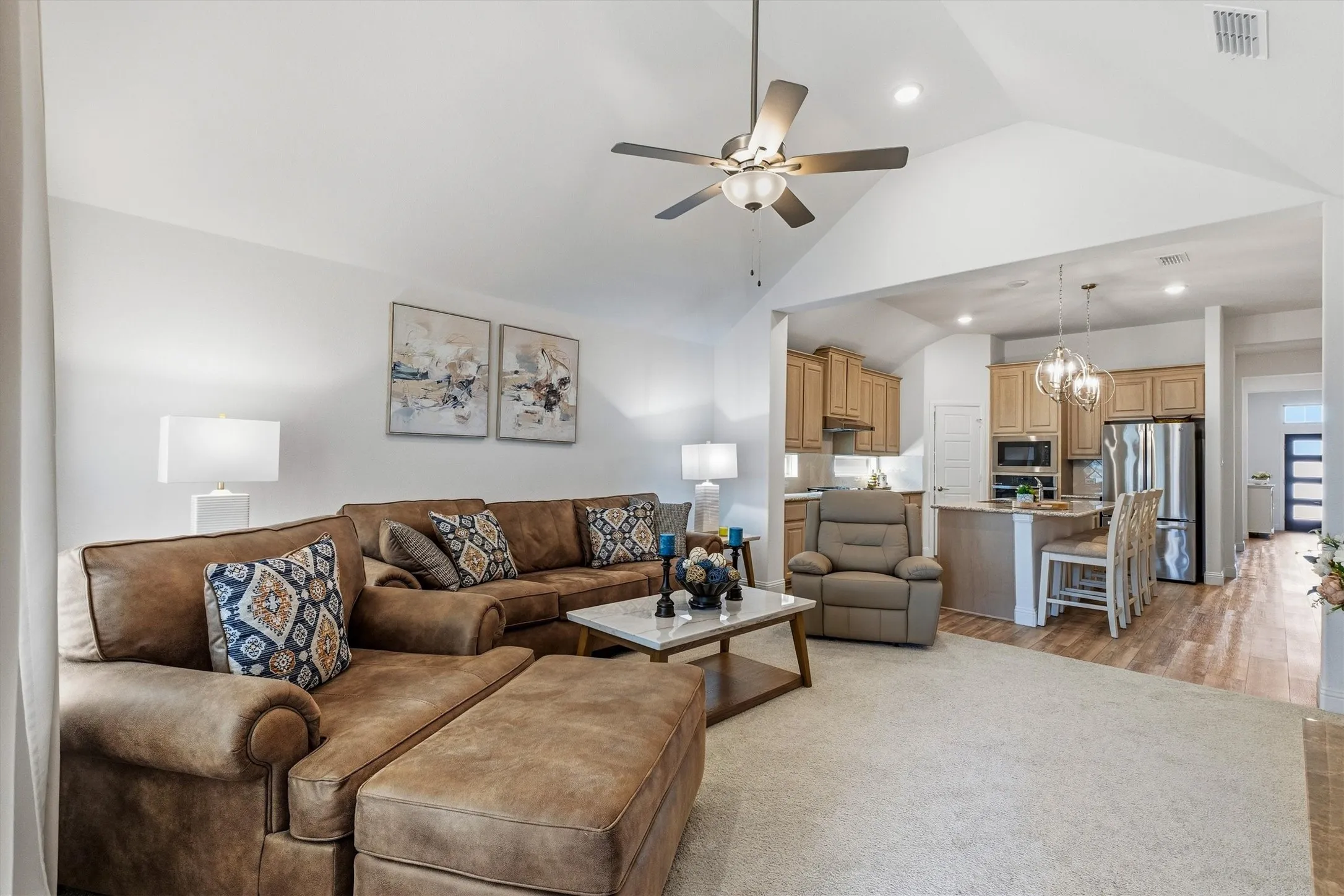 Single Family Residence For Sale in Collin County , 3514 Beebalm Boulevard, Melissa, Texas 75454, 4 Bedroom, 3 Bathroom, 2 Garage spaces, 2,402 Sqft, built in 2024, mls#21398240, Real Estate Agent in Melissa, Homes For Sale in Collin county, Homes For Sale in Melissa, Realtor in Melissa Texas, Real Estate Brokerage Independent Realty Texas, Luminita Cordes Realtor