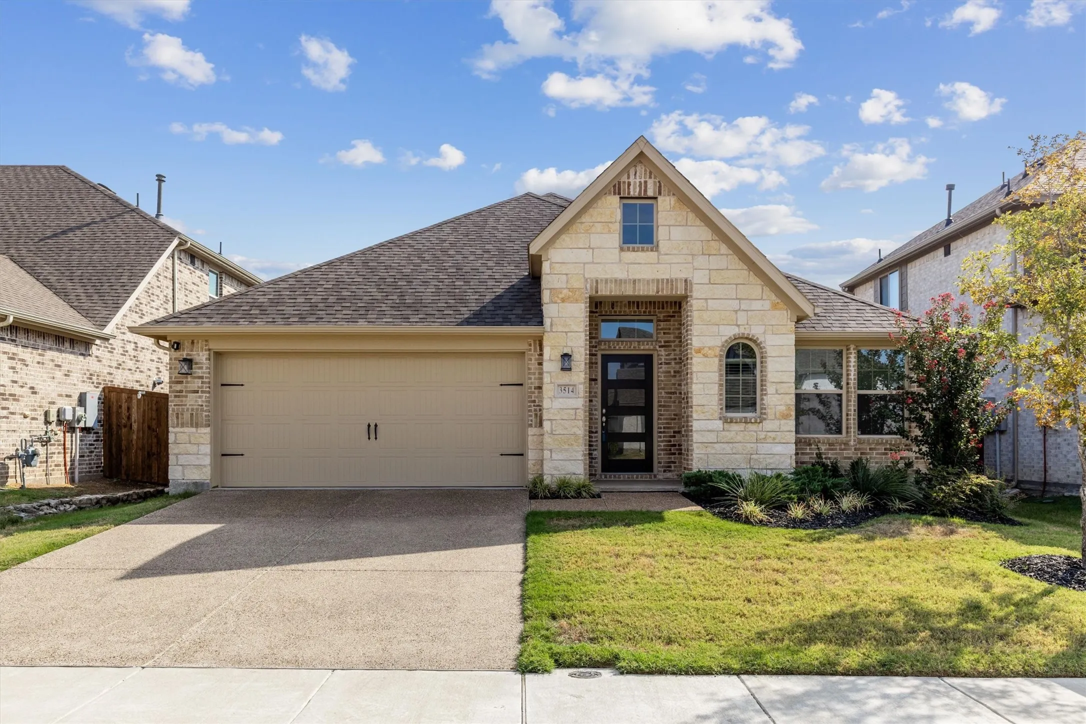 Single Family Residence For Sale in Collin County , 3514 Beebalm Boulevard, Melissa, Texas 75454, 4 Bedroom, 3 Bathroom, 2 Garage spaces, 2,402 Sqft, built in 2024, mls#21398240, Real Estate Agent in Melissa, Homes For Sale in Collin county, Homes For Sale in Melissa, Realtor in Melissa Texas, Real Estate Brokerage Independent Realty Texas, Luminita Cordes Realtor
