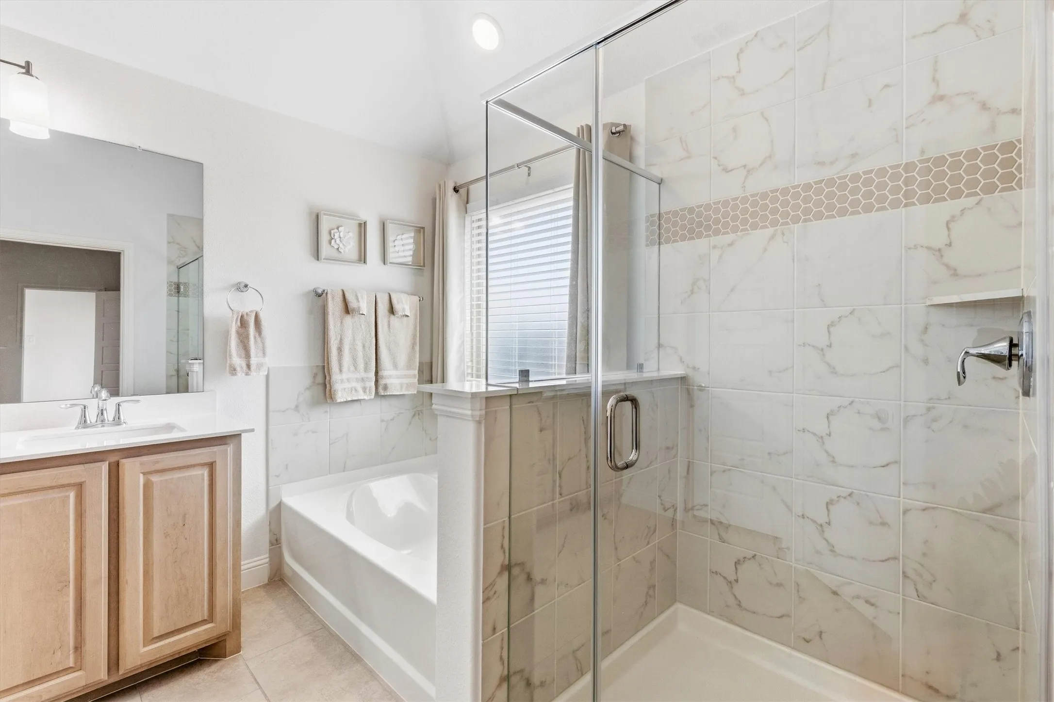 Single Family Residence For Sale in Collin County , 3514 Beebalm Boulevard, Melissa, Texas 75454, 4 Bedroom, 3 Bathroom, 2 Garage spaces, 2,402 Sqft, built in 2024, mls#21398240, Real Estate Agent in Melissa, Homes For Sale in Collin county, Homes For Sale in Melissa, Realtor in Melissa Texas, Real Estate Brokerage Independent Realty Texas, Luminita Cordes Realtor
