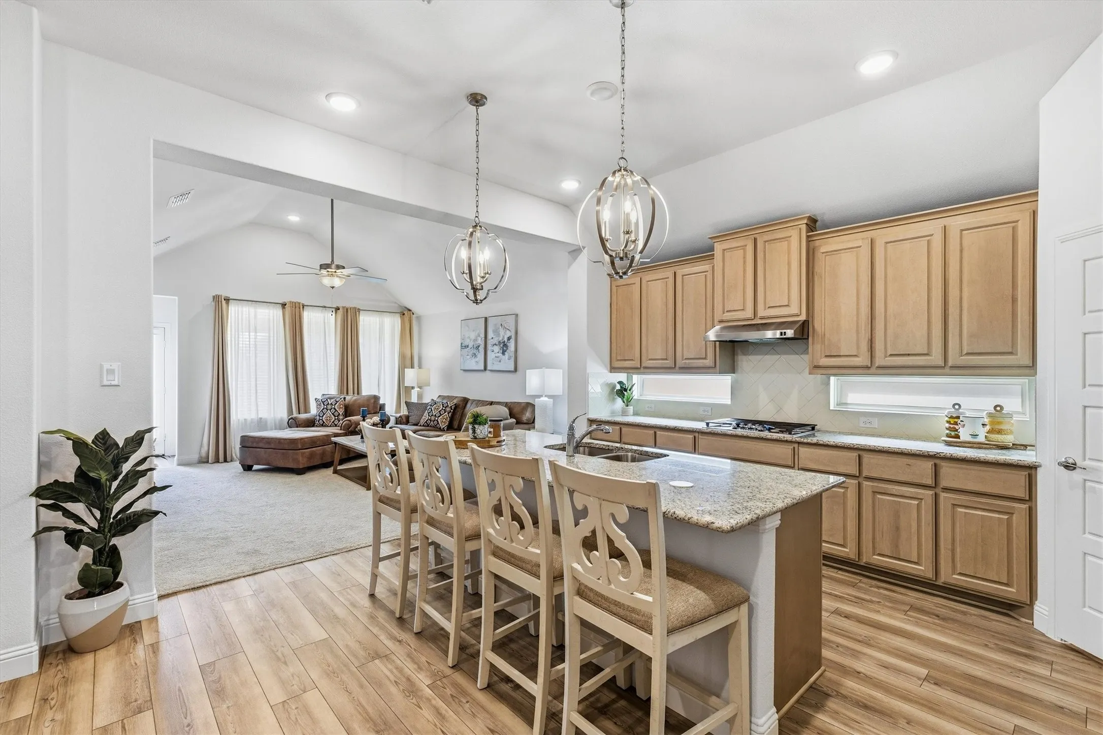 Single Family Residence For Sale in Collin County , 3514 Beebalm Boulevard, Melissa, Texas 75454, 4 Bedroom, 3 Bathroom, 2 Garage spaces, 2,402 Sqft, built in 2024, mls#21398240, Real Estate Agent in Melissa, Homes For Sale in Collin county, Homes For Sale in Melissa, Realtor in Melissa Texas, Real Estate Brokerage Independent Realty Texas, Luminita Cordes Realtor