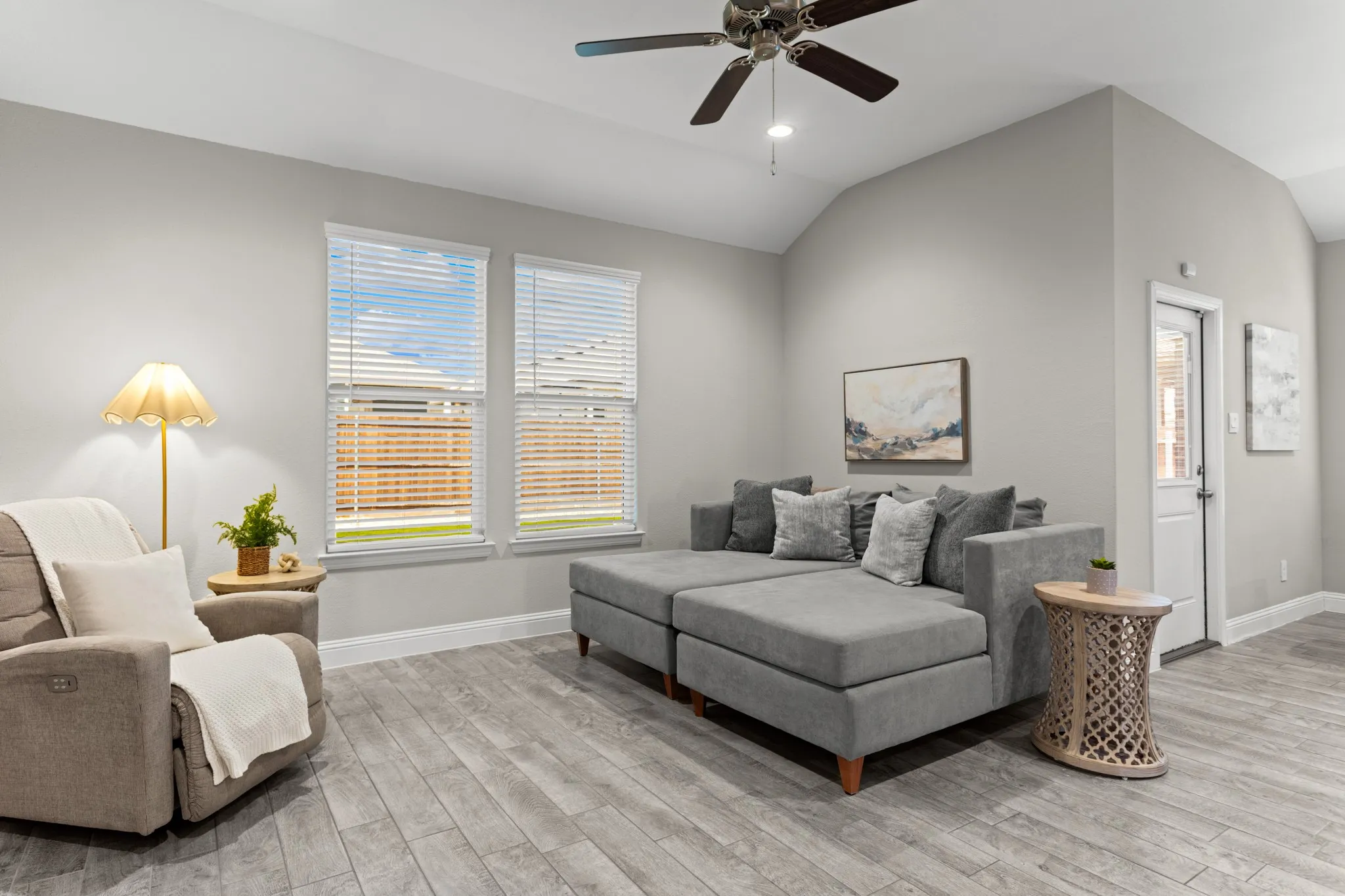 Single Family Residence For Sale in Denton County , 1604 Woodpecker Street, Denton, Texas 76205, 4 Bedroom, 2 Bathroom, 2 Garage spaces, 1,872 Sqft, built in 2023, mls#21390610, Real Estate Agent in Denton, Homes For Sale in Denton county, Homes For Sale in Denton, Realtor in Denton Texas, Real Estate Brokerage Independent Realty Texas, Luminita Cordes Realtor