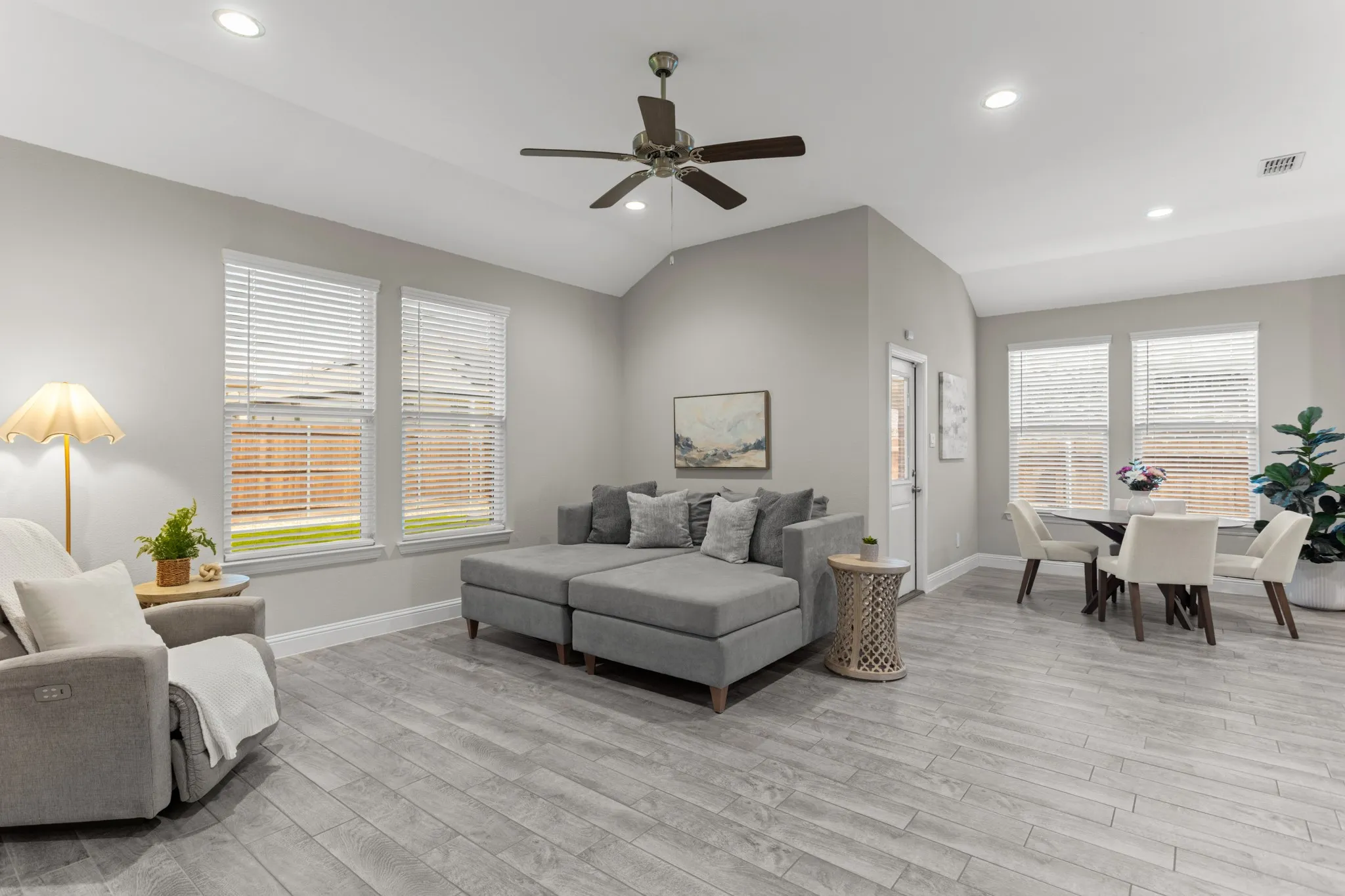 Single Family Residence For Sale in Denton County , 1604 Woodpecker Street, Denton, Texas 76205, 4 Bedroom, 2 Bathroom, 2 Garage spaces, 1,872 Sqft, built in 2023, mls#21390610, Real Estate Agent in Denton, Homes For Sale in Denton county, Homes For Sale in Denton, Realtor in Denton Texas, Real Estate Brokerage Independent Realty Texas, Luminita Cordes Realtor