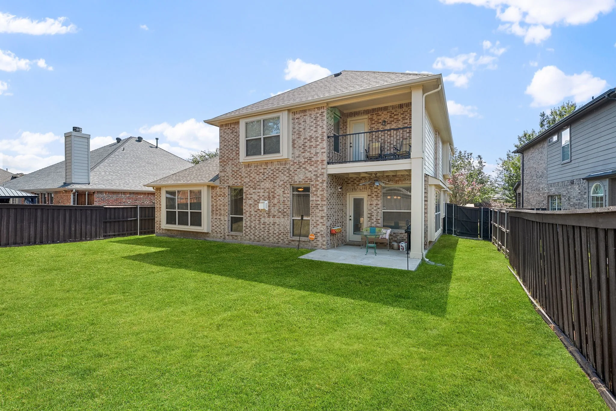Single Family Residence For Sale in Denton County , 2420 Forest Gate Drive, Little Elm, Texas 75068, 5 Bedroom, 4 Bathroom, 2 Garage spaces, 3,893 Sqft, built in 2008, mls#21398325, Real Estate Agent in Little Elm, Homes For Sale in Denton county, Homes For Sale in Little Elm, Realtor in Little Elm Texas, Real Estate Brokerage Independent Realty Texas, Luminita Cordes Realtor