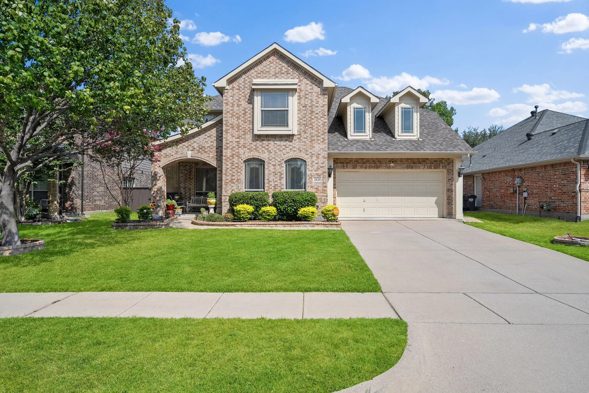 Single Family Residence For Sale in Denton County , 2420 Forest Gate Drive, Little Elm, Texas 75068, 5 Bedroom, 4 Bathroom, 2 Garage spaces, 3,893 Sqft, built in 2008, mls#21398325, Real Estate Agent in Little Elm, Homes For Sale in Denton county, Homes For Sale in Little Elm, Realtor in Little Elm Texas, Real Estate Brokerage Independent Realty Texas, Luminita Cordes Realtor