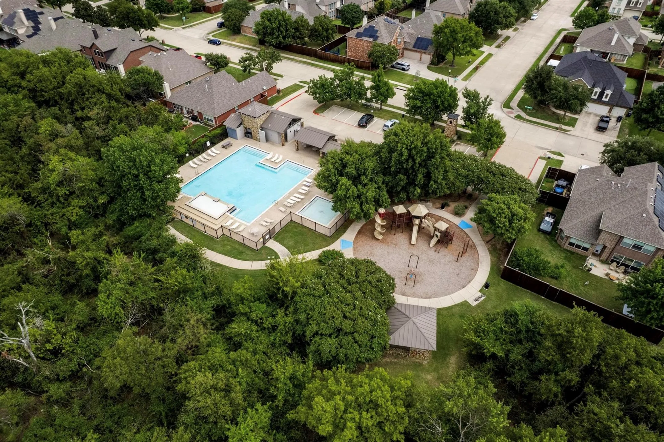 Single Family Residence For Sale in Denton County , 2420 Forest Gate Drive, Little Elm, Texas 75068, 5 Bedroom, 4 Bathroom, 2 Garage spaces, 3,893 Sqft, built in 2008, mls#21398325, Real Estate Agent in Little Elm, Homes For Sale in Denton county, Homes For Sale in Little Elm, Realtor in Little Elm Texas, Real Estate Brokerage Independent Realty Texas, Luminita Cordes Realtor