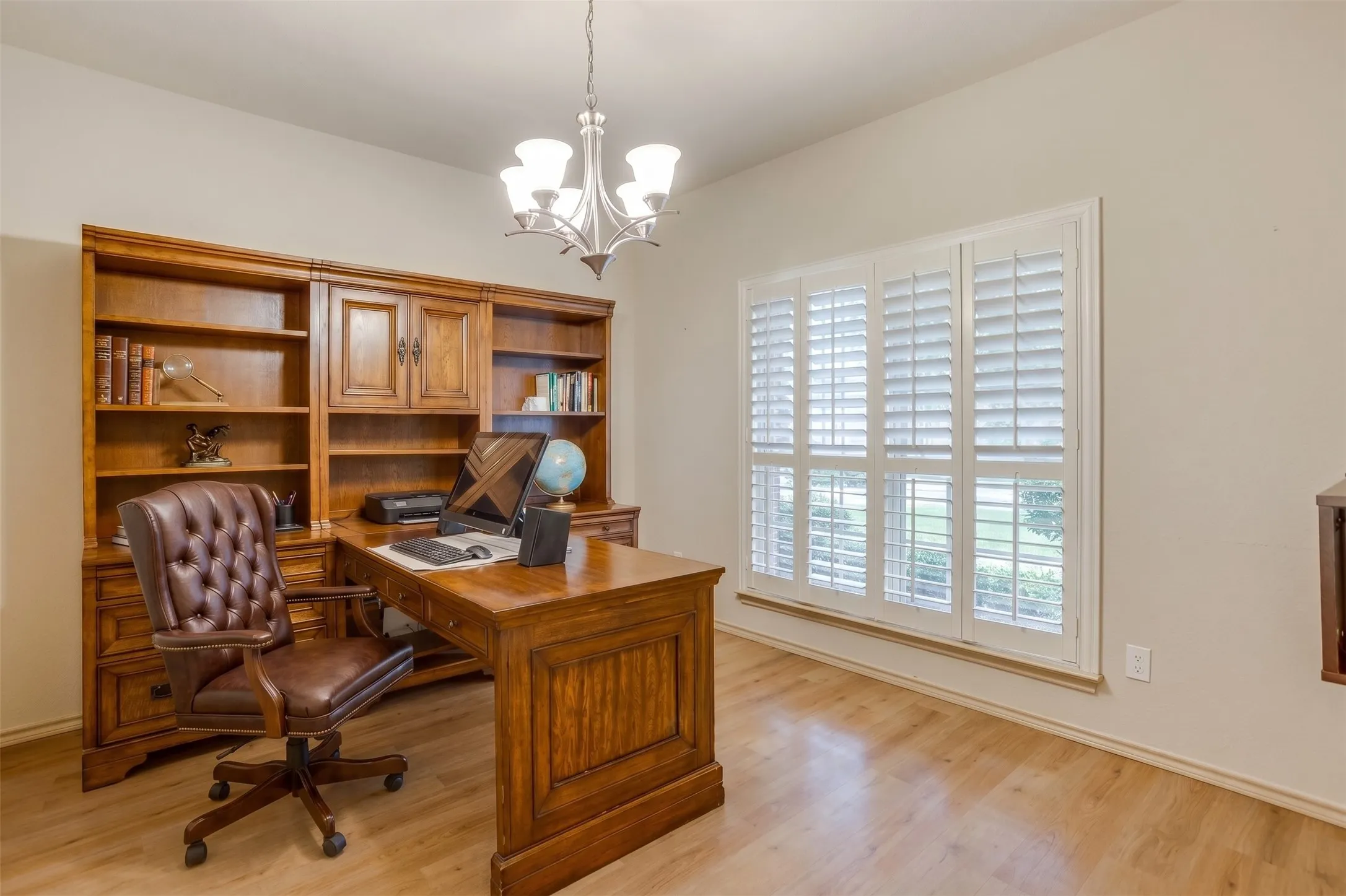 Single Family Residence For Sale in Tarrant County , 1244 Goodland Terrace, Fort Worth, Texas 76179, 3 Bedroom, 2 Bathroom, 2 Garage spaces, 1,860 Sqft, built in 2012, mls#21394863, Real Estate Agent in Fort Worth, Homes For Sale in Tarrant county, Homes For Sale in Fort Worth, Realtor in Fort Worth Texas, Real Estate Brokerage Independent Realty Texas, Luminita Cordes Realtor