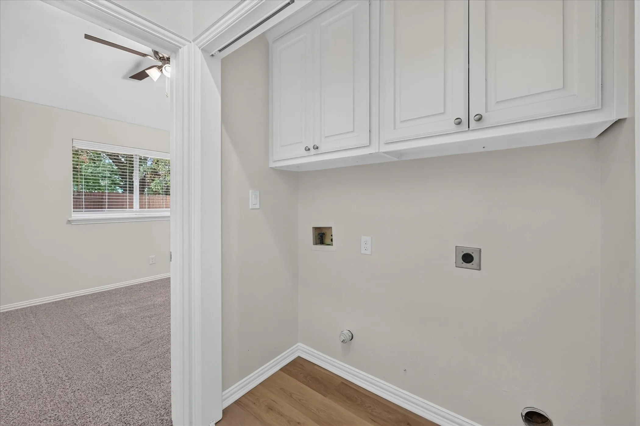 Duplex For Rent in Denton County , 4125-4127 Spring Meadow Lane, Flower Mound, Texas 75028, 3 Bedroom, 2 Bathroom, 2 Garage spaces, 1,150 Sqft, built in 1998, mls#21394194, Real Estate Agent in Flower Mound, Homes For Rent in Denton county, Homes For Rent in Flower Mound, Realtor in Flower Mound Texas, Real Estate Brokerage Independent Realty Texas, Luminita Cordes Realtor