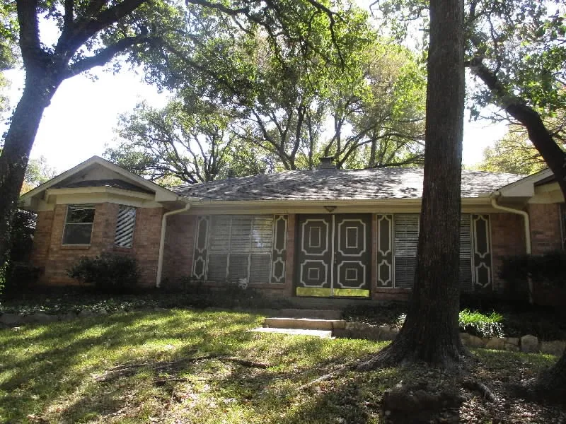 Single Family Residence For Rent in Tarrant County , 4704 Valleycrest Drive, Arlington, Texas 76013, 3 Bedroom, 2 Bathroom, 2 Garage spaces, 1,934 Sqft, built in 1972, mls#21398928, Real Estate Agent in Arlington, Homes For Rent in Tarrant county, Homes For Rent in Arlington, Realtor in Arlington Texas, Real Estate Brokerage Independent Realty Texas, Luminita Cordes Realtor