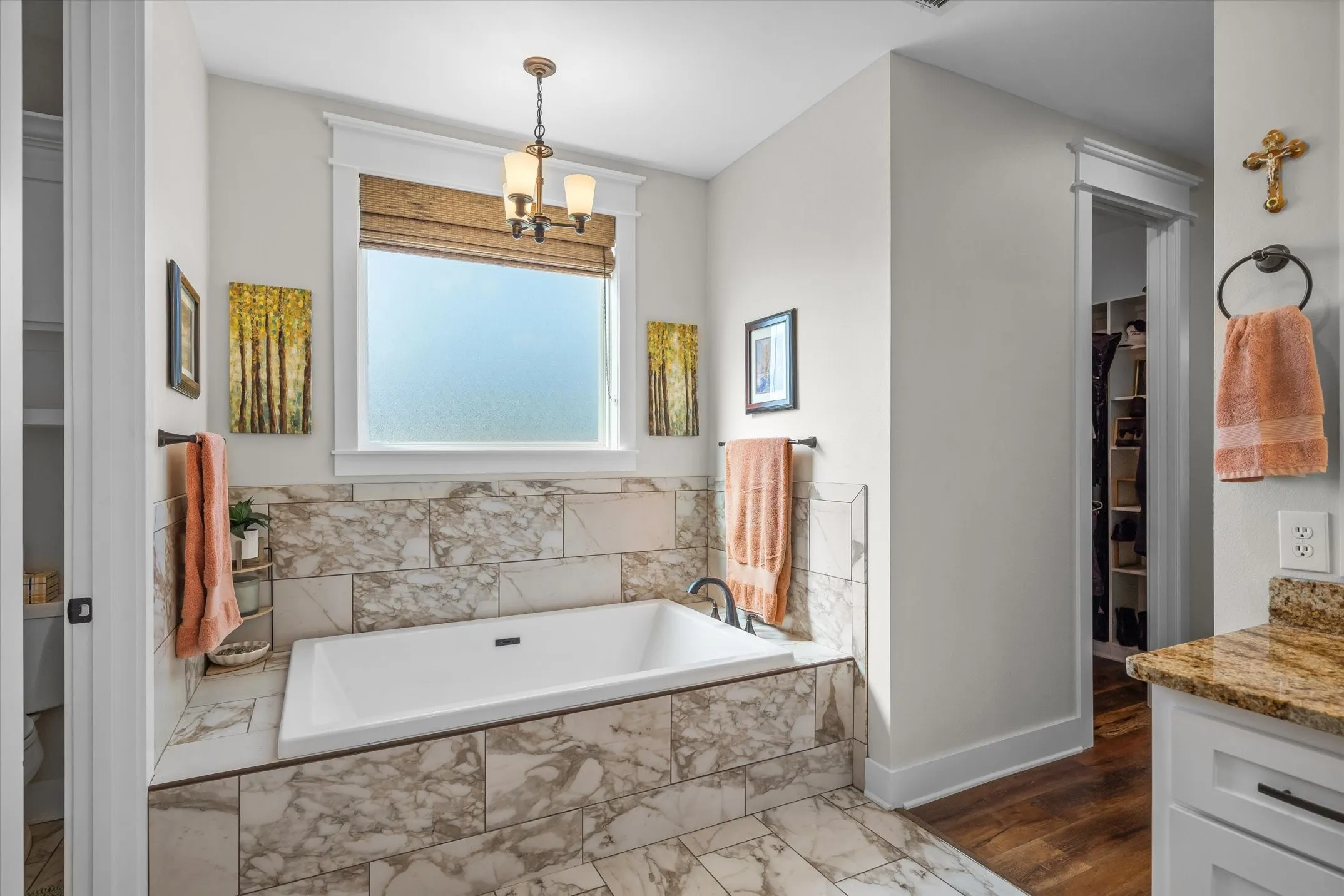 Single Family Residence For Sale in Smith County , 13925 CEDAR VISTA, Tyler, Texas 75704, 3 Bedroom, 2 Bathroom, 2 Garage spaces, 2,177 Sqft, built in 2021, mls#21388135, Real Estate Agent in Tyler, Homes For Sale in Smith county, Homes For Sale in Tyler, Realtor in Tyler Texas, Real Estate Brokerage Independent Realty Texas, Luminita Cordes Realtor