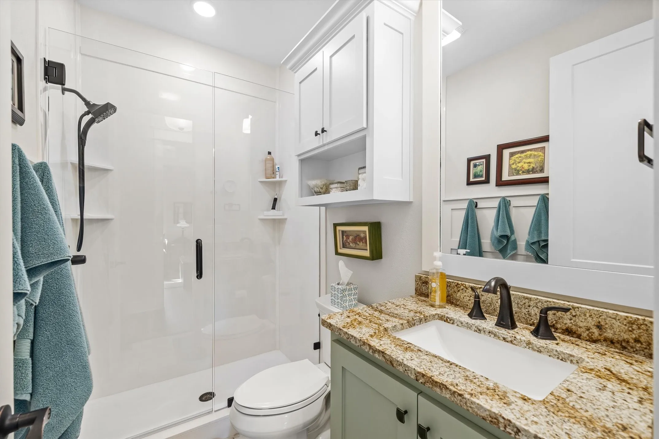 Single Family Residence For Sale in Smith County , 13925 CEDAR VISTA, Tyler, Texas 75704, 3 Bedroom, 2 Bathroom, 2 Garage spaces, 2,177 Sqft, built in 2021, mls#21388135, Real Estate Agent in Tyler, Homes For Sale in Smith county, Homes For Sale in Tyler, Realtor in Tyler Texas, Real Estate Brokerage Independent Realty Texas, Luminita Cordes Realtor