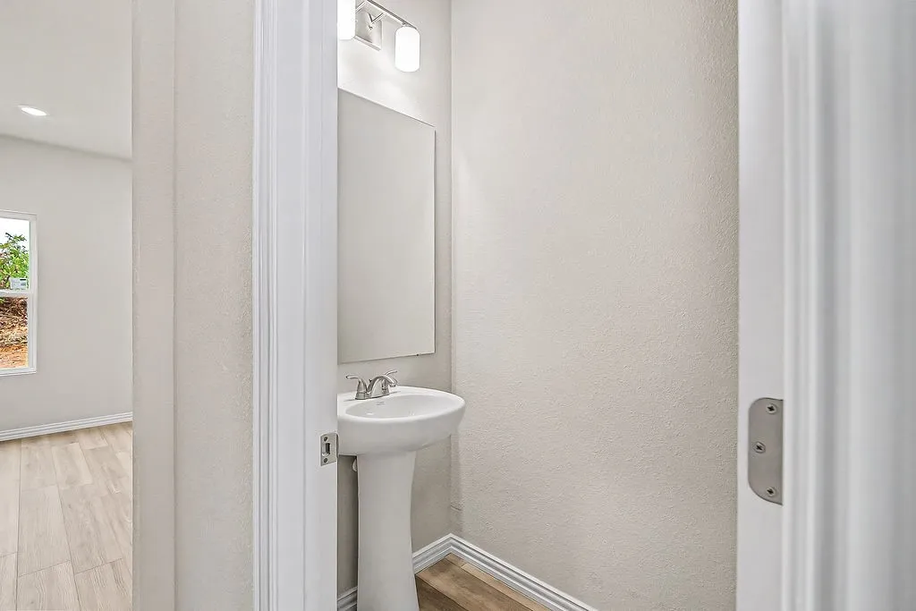 Single Family Residence For Sale in Tarrant County , 600 Paradise Street, Fort Worth, Texas 76111, 3 Bedroom, 3 Bathroom, 2 Garage spaces, 1,595 Sqft, built in 2026, mls#21398935, Real Estate Agent in Fort Worth, Homes For Sale in Tarrant county, Homes For Sale in Fort Worth, Realtor in Fort Worth Texas, Real Estate Brokerage Independent Realty Texas, Luminita Cordes Realtor
